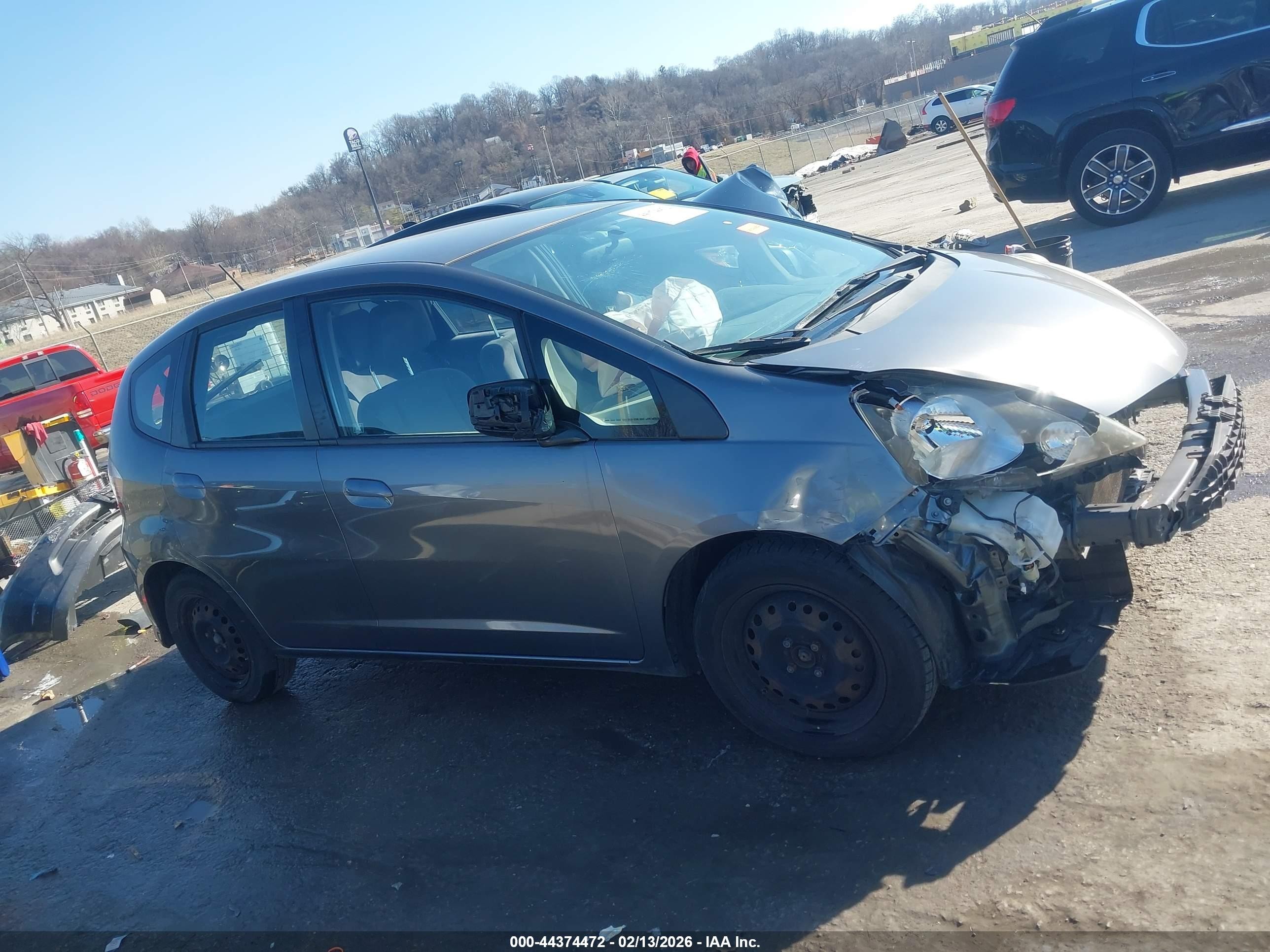 2013 Honda Fit   Gray vin: JHMGE8H37DC079652