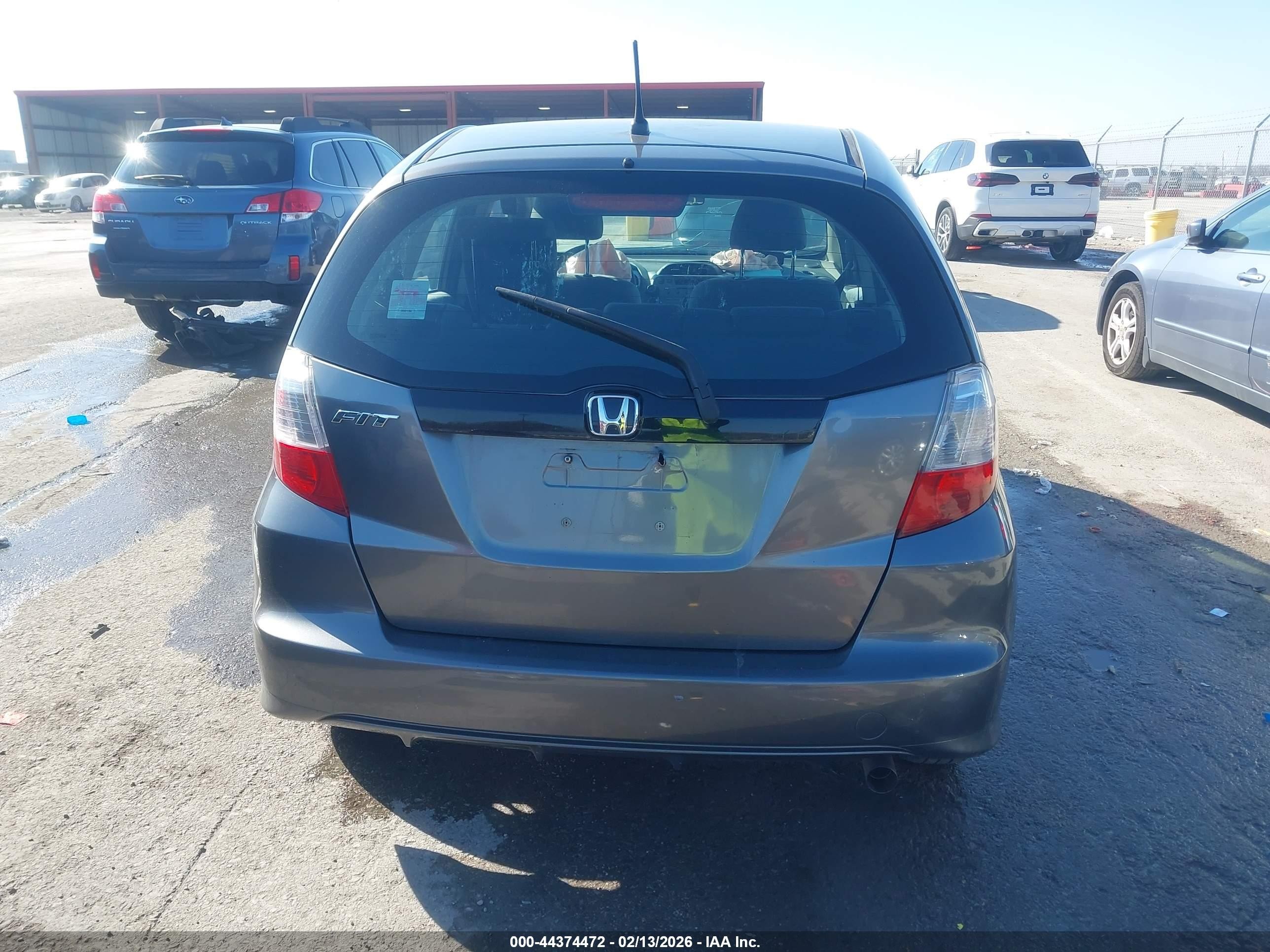 2013 Honda Fit   Gray vin: JHMGE8H37DC079652