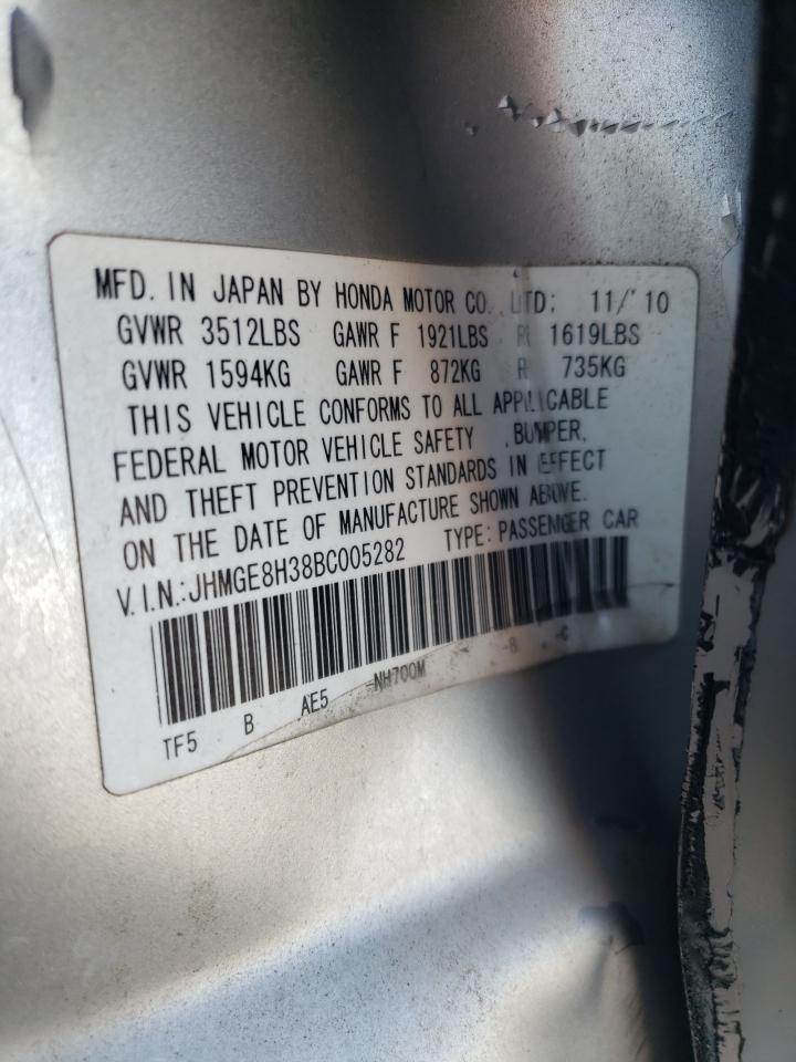 2011 Honda Fit Silver vin: JHMGE8H38BC005282