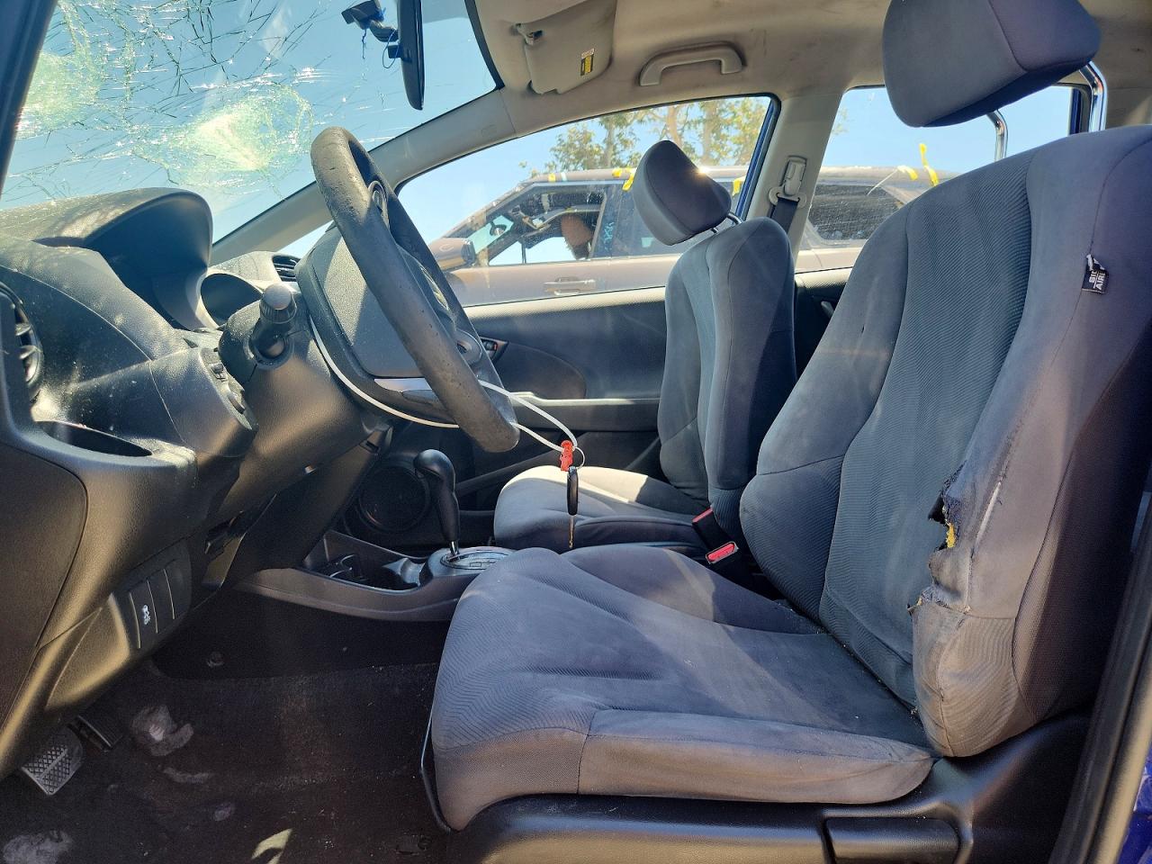 2011 Honda Fit Blue vin: JHMGE8H38BC023085