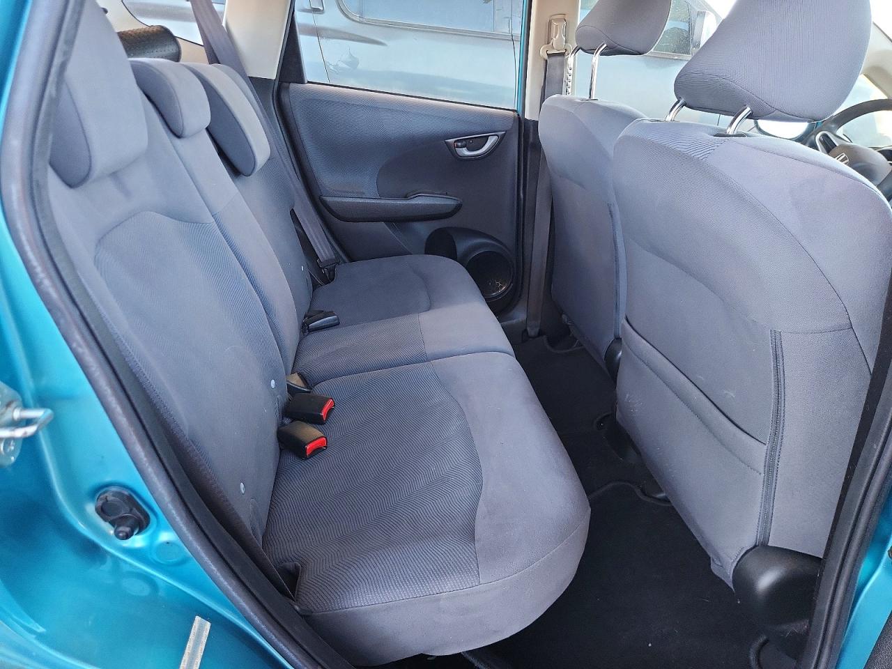 2012 Honda Fit Blue vin: JHMGE8H38CC009737
