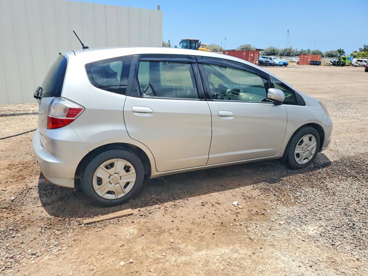 2012 Honda Fit Silver vin: JHMGE8H38CC017000