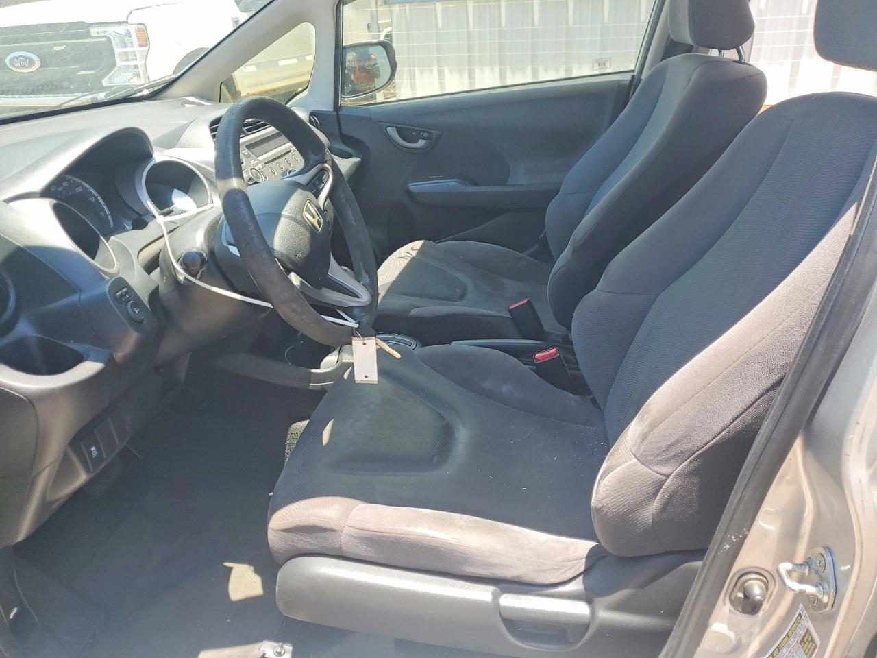 2012 Honda Fit Silver vin: JHMGE8H38CC017000