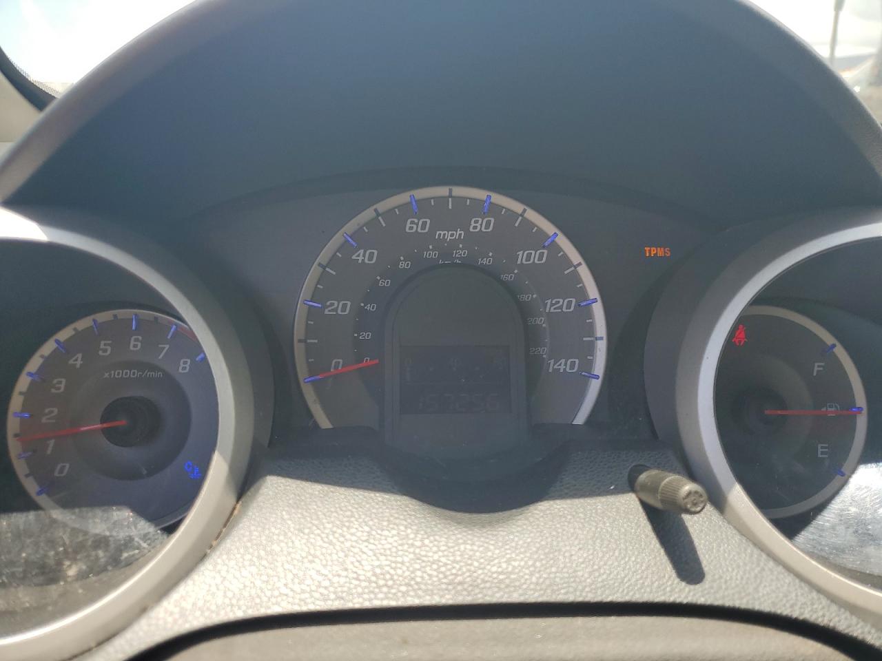 2012 Honda Fit Silver vin: JHMGE8H38CC017000 Damage: Warning - Tire Pressure, On, Unacceptable