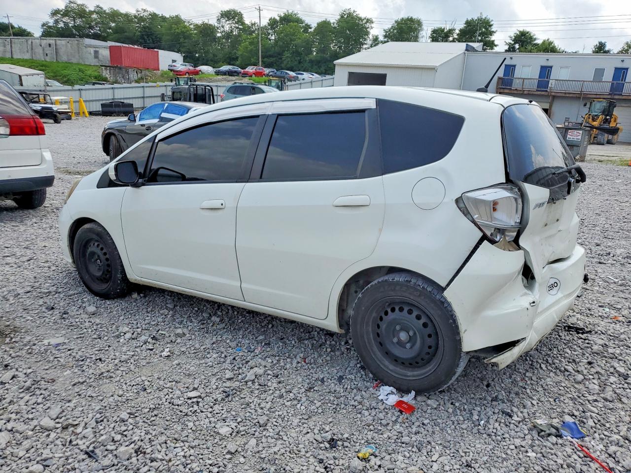 2012 Honda Fit White vin: JHMGE8H38CC021581