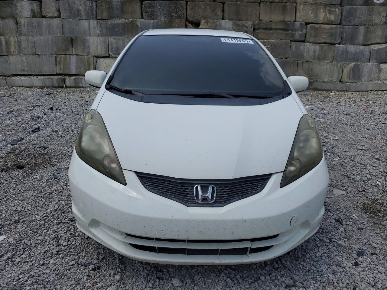 2012 Honda Fit White vin: JHMGE8H38CC021581