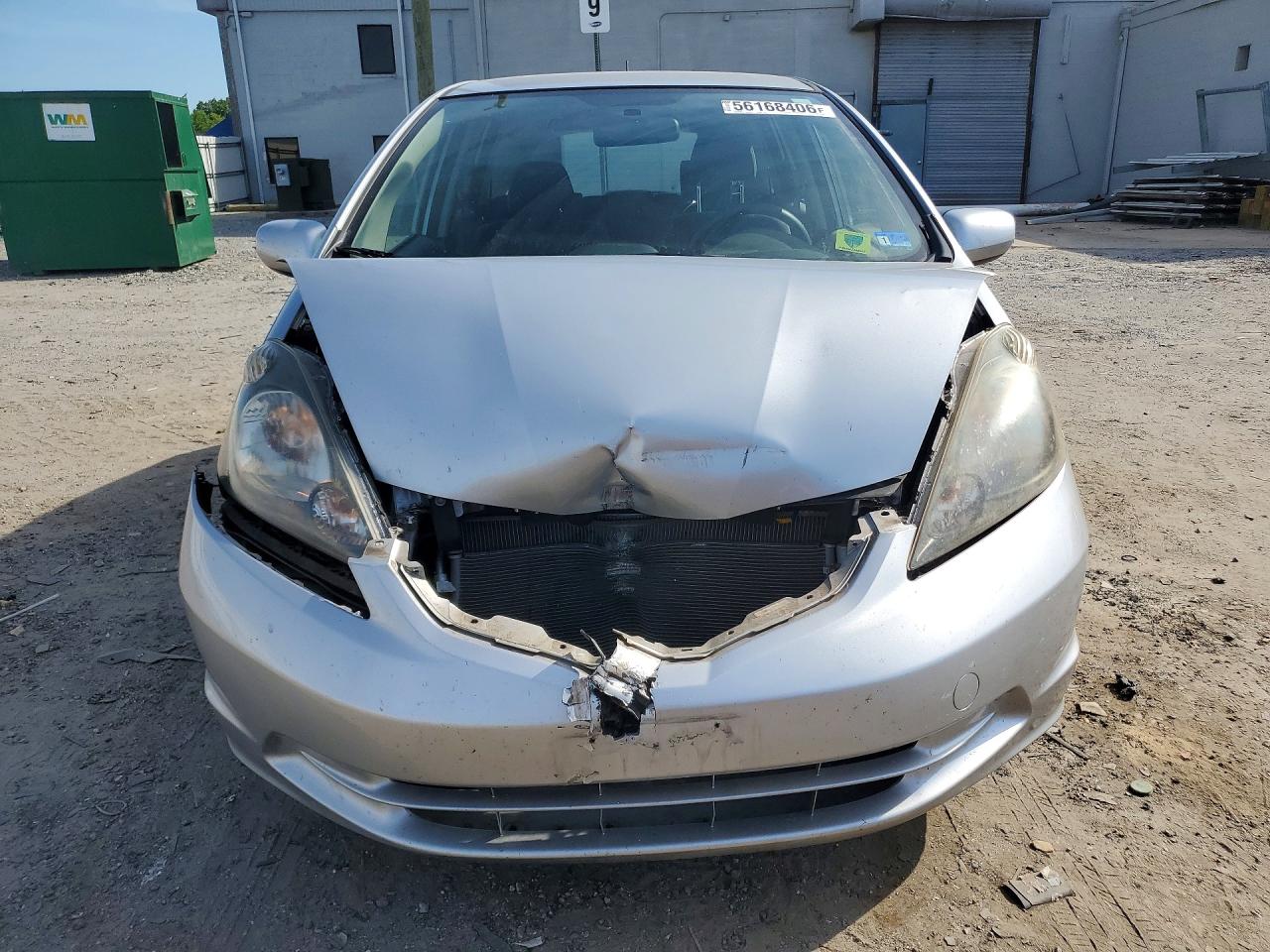 2012 Honda Fit Silver vin: JHMGE8H38CC039403