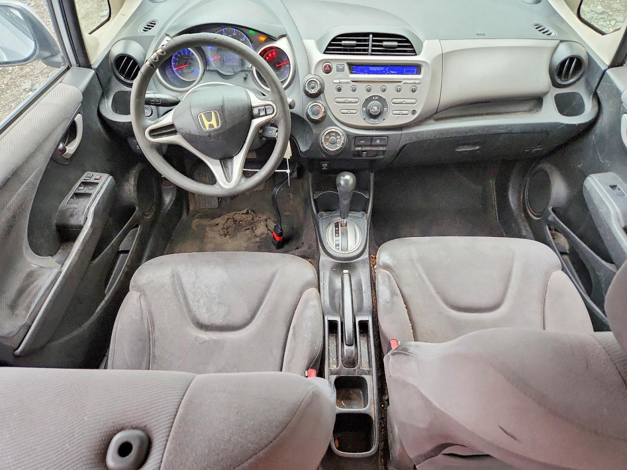 2012 Honda Fit Silver vin: JHMGE8H38CS002129