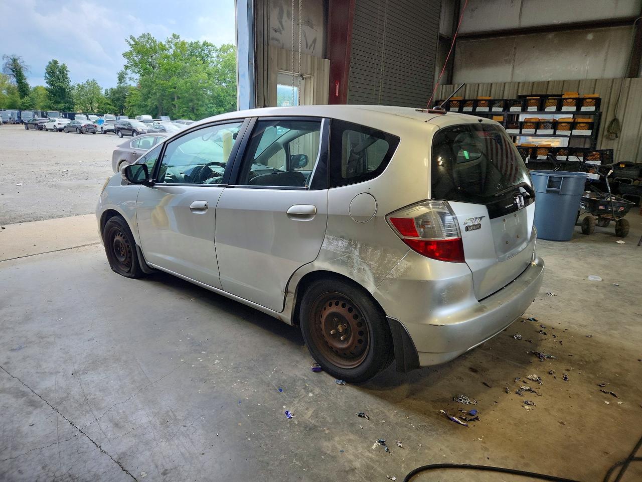 2012 Honda Fit Silver vin: JHMGE8H38CS002129
