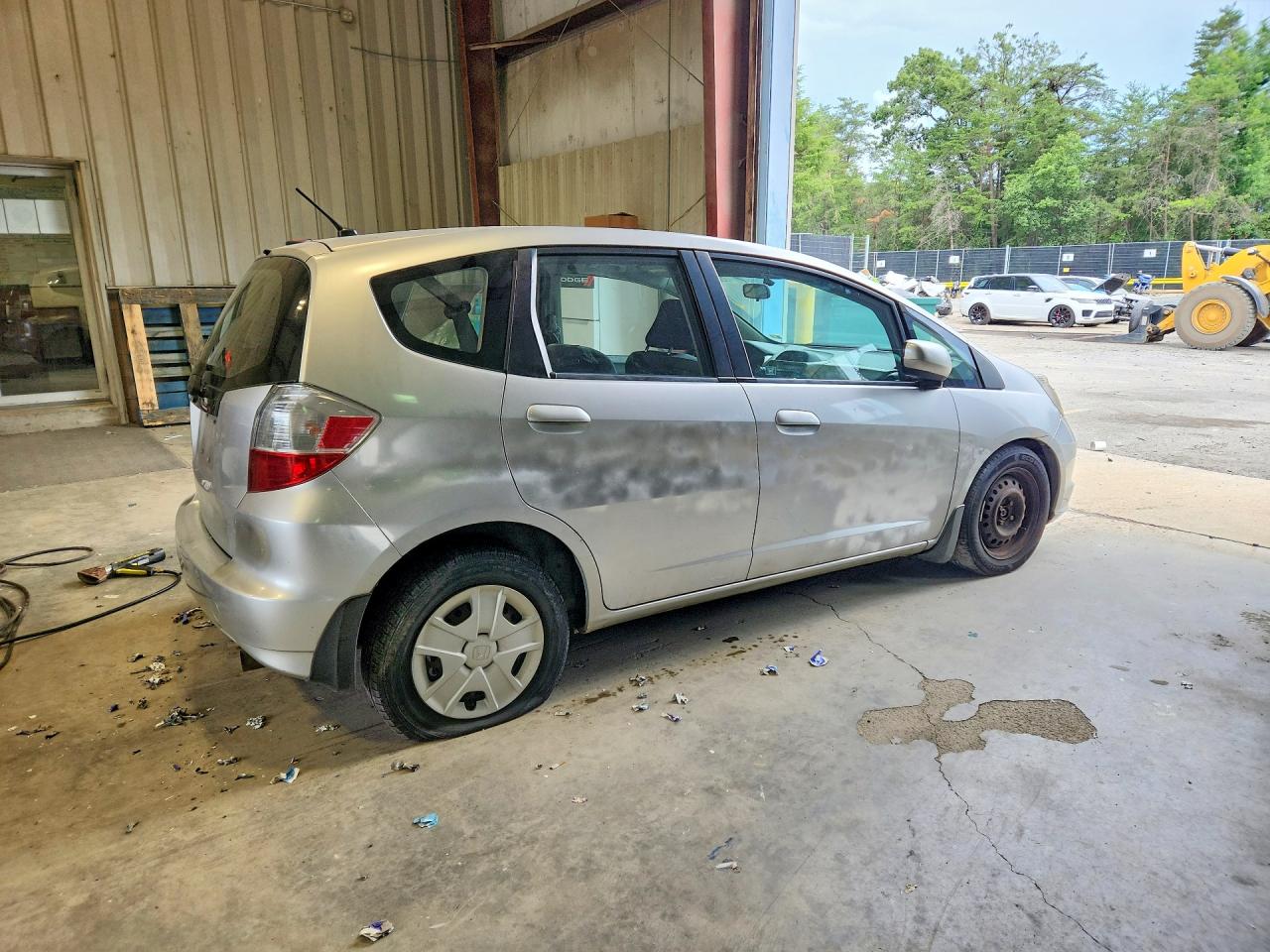 2012 Honda Fit Silver vin: JHMGE8H38CS002129