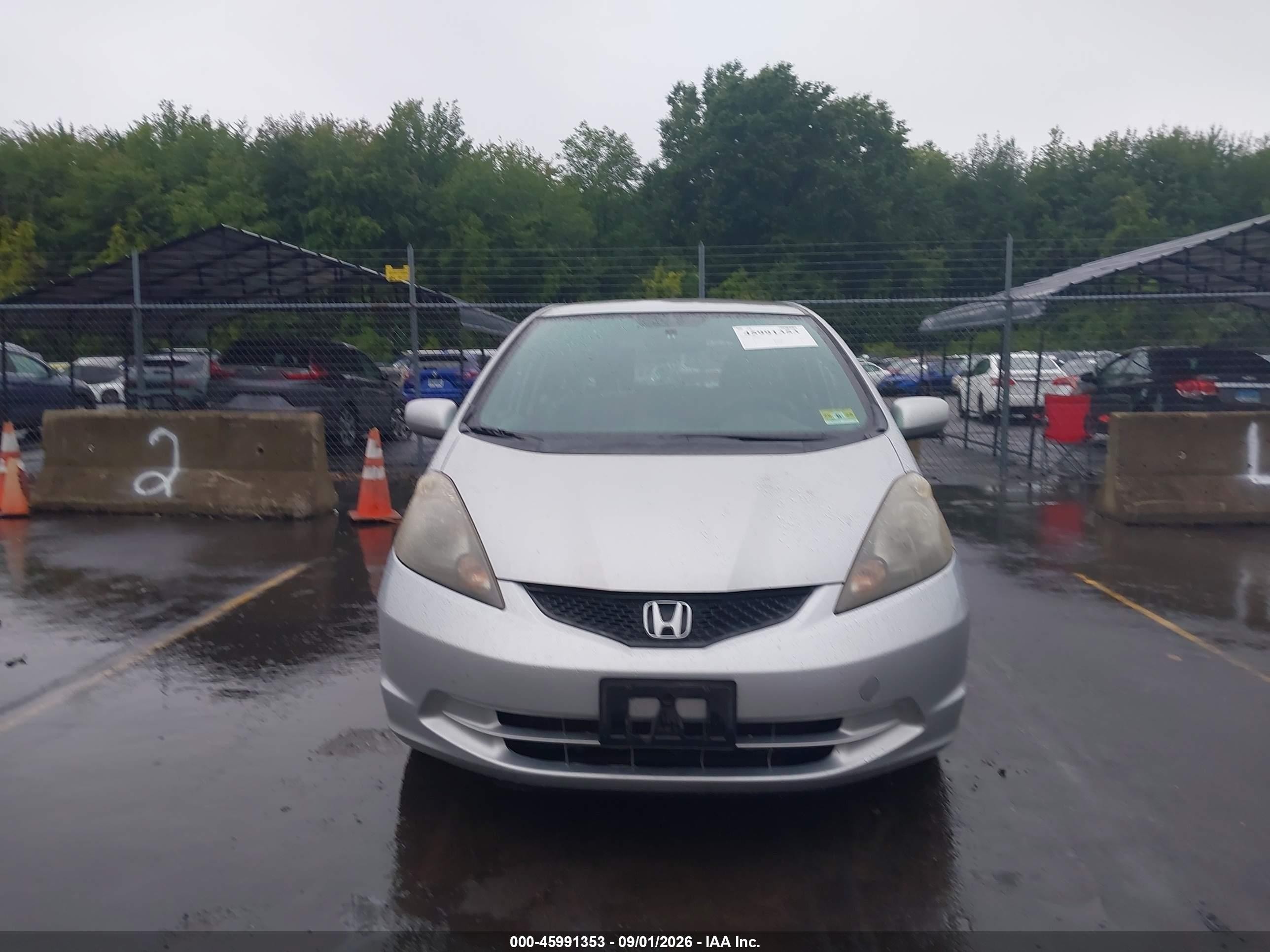 2012 Honda Fit   Silver vin: JHMGE8H38CS007038