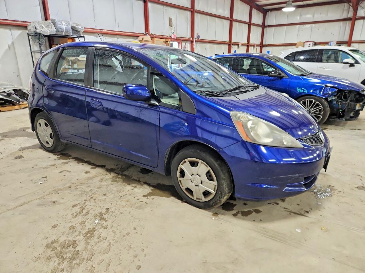 2013 Honda Fit Синий vin: JHMGE8H38DC017399