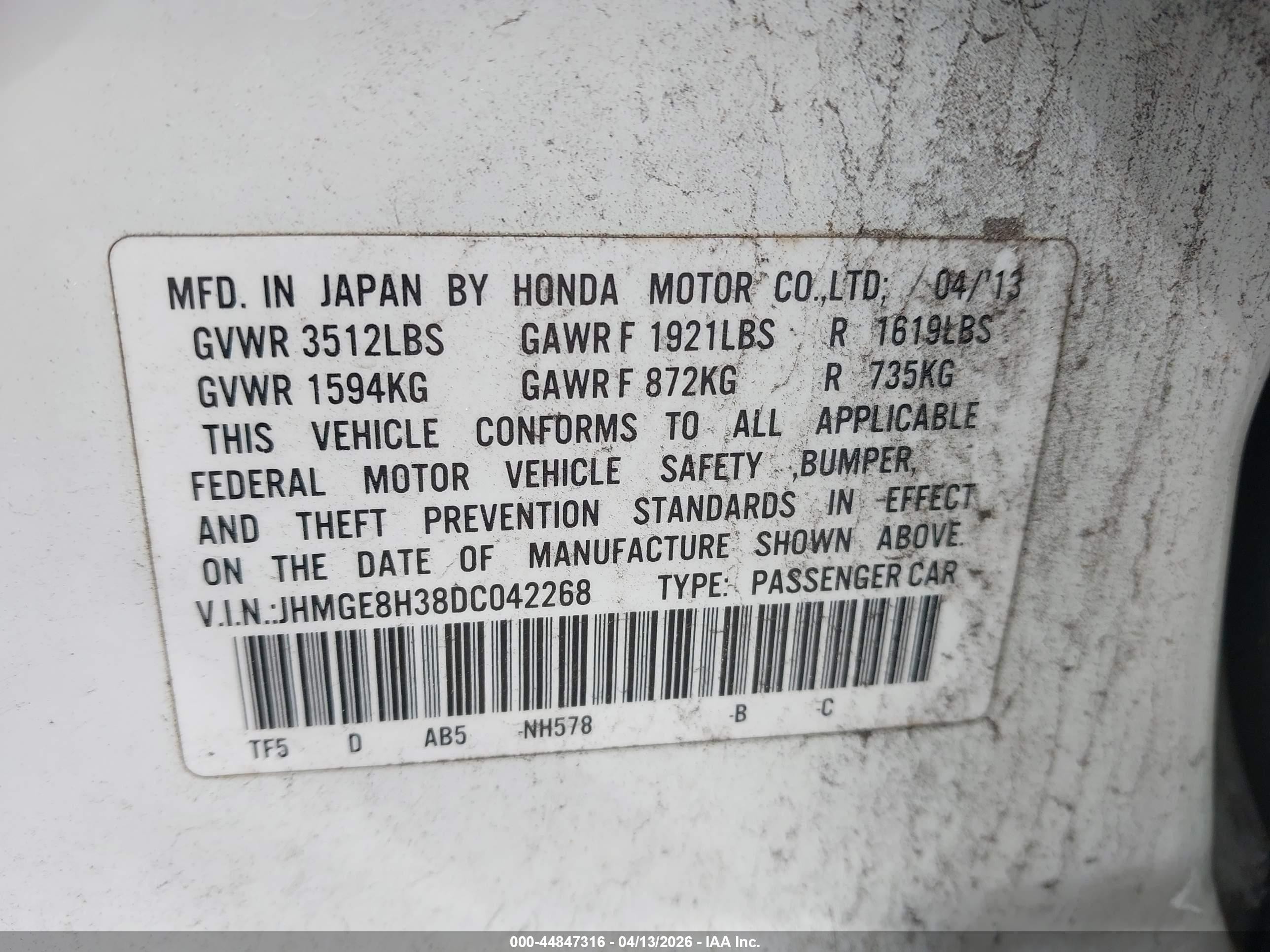 2013 Honda Fit   White vin: JHMGE8H38DC042268
