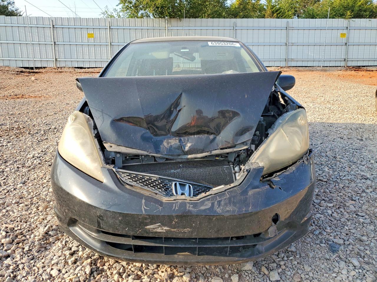 2013 Honda Fit Black vin: JHMGE8H38DC050399