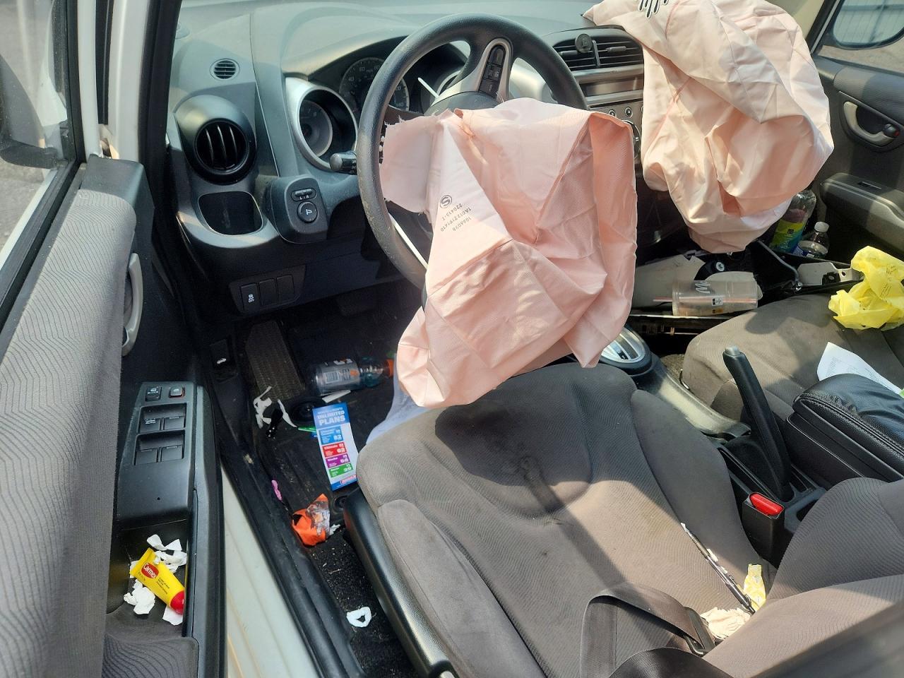 2013 Honda Fit Белый vin: JHMGE8H38DC056915