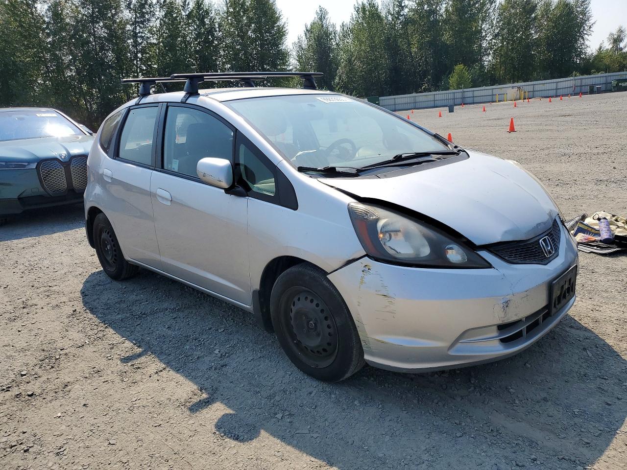 2013 Honda Fit Gray vin: JHMGE8H38DC078395