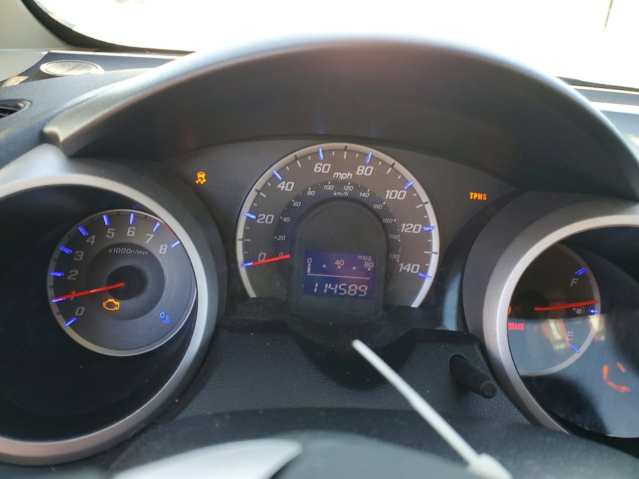 2013 Honda Fit White vin: JHMGE8H38DC079837