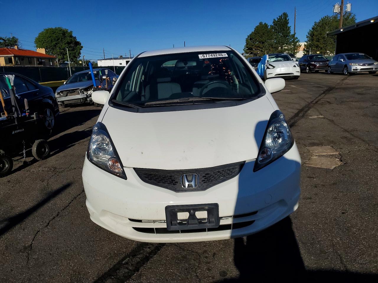 2013 Honda Fit White vin: JHMGE8H38DC079837