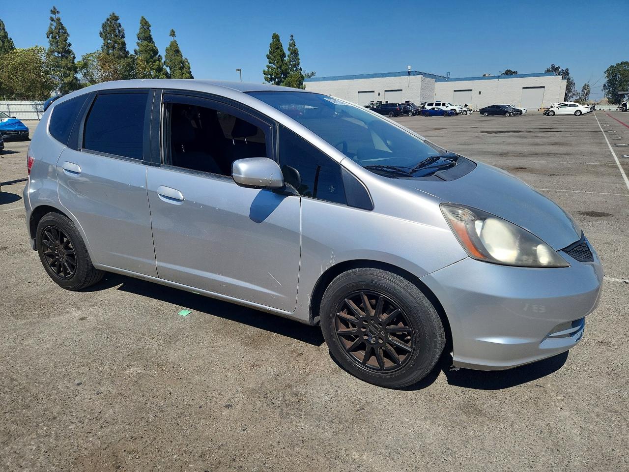 2013 Honda Fit Silver vin: JHMGE8H38DC080051