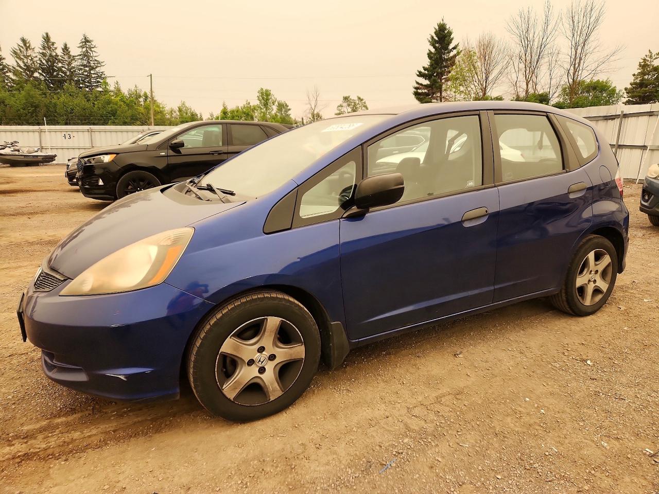 2010 Honda Fit Dx-a Синий vin: JHMGE8H39AC801571