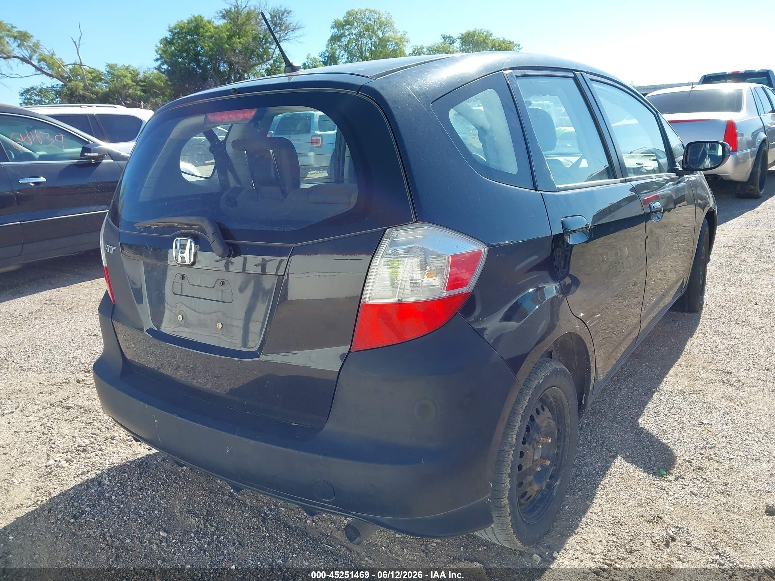 2011 Honda Fit   Black vin: JHMGE8H39BC025542