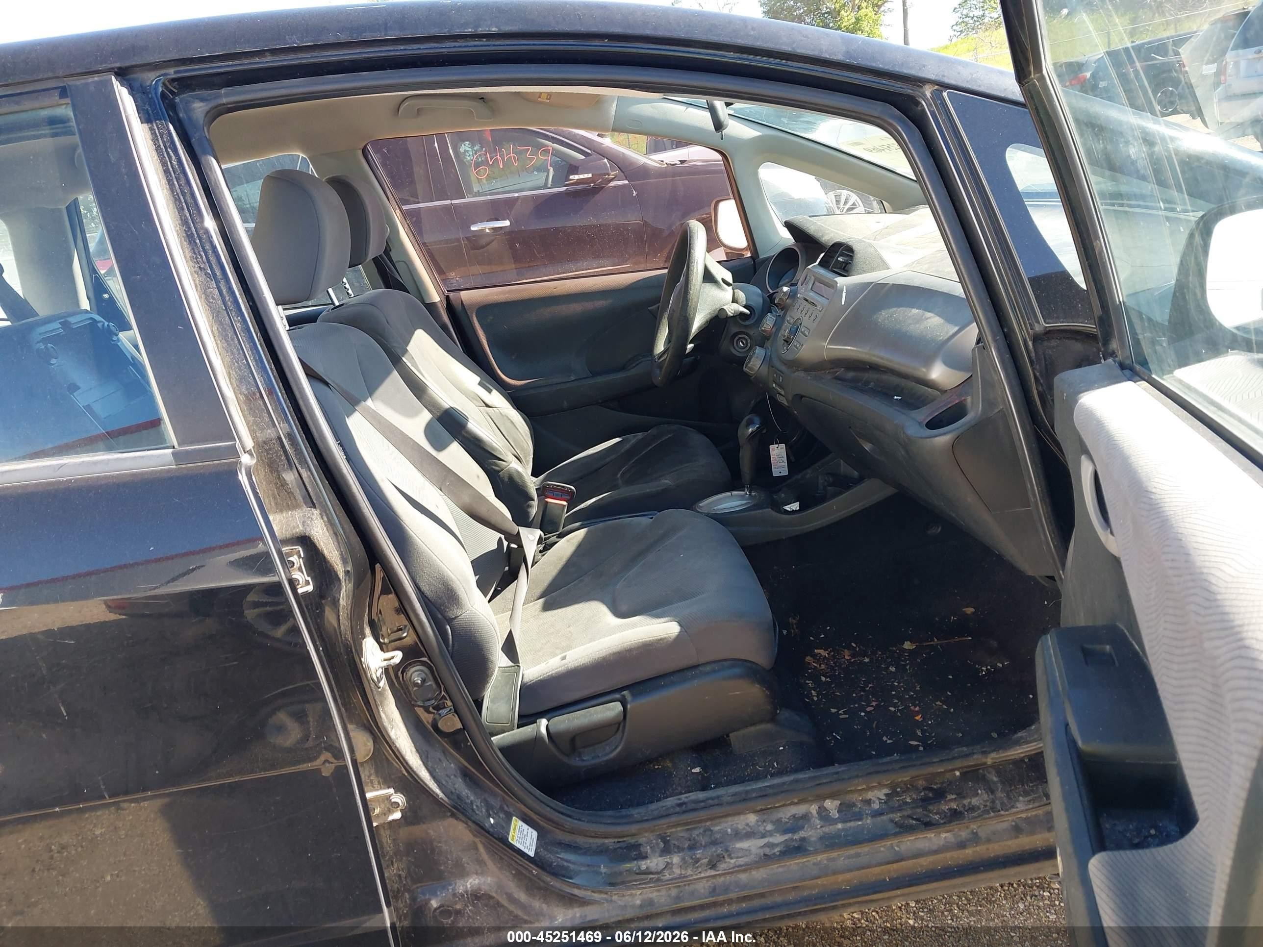 2011 Honda Fit   Black vin: JHMGE8H39BC025542