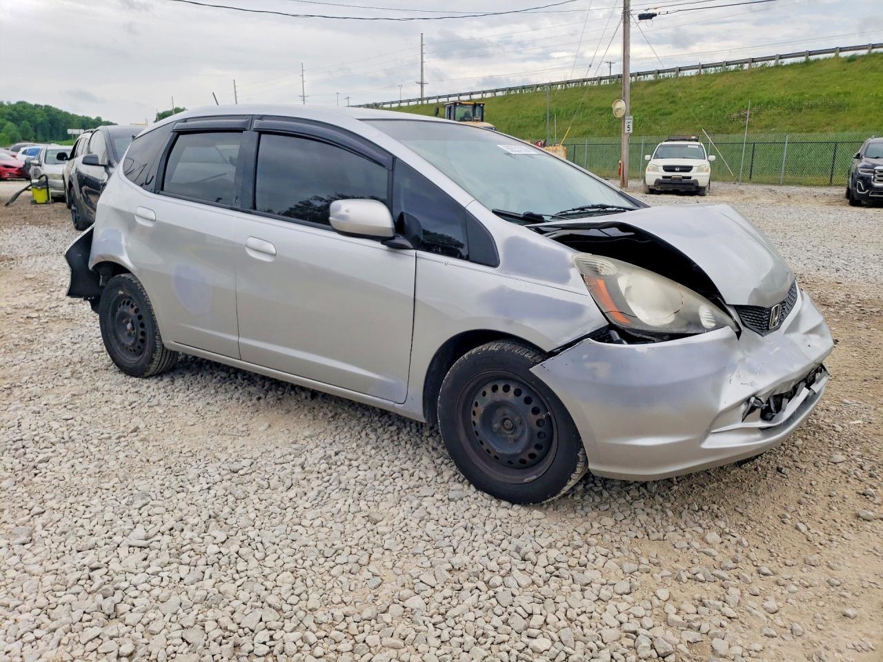 2012 Honda Fit Серебряный vin: JHMGE8H39CC023503
