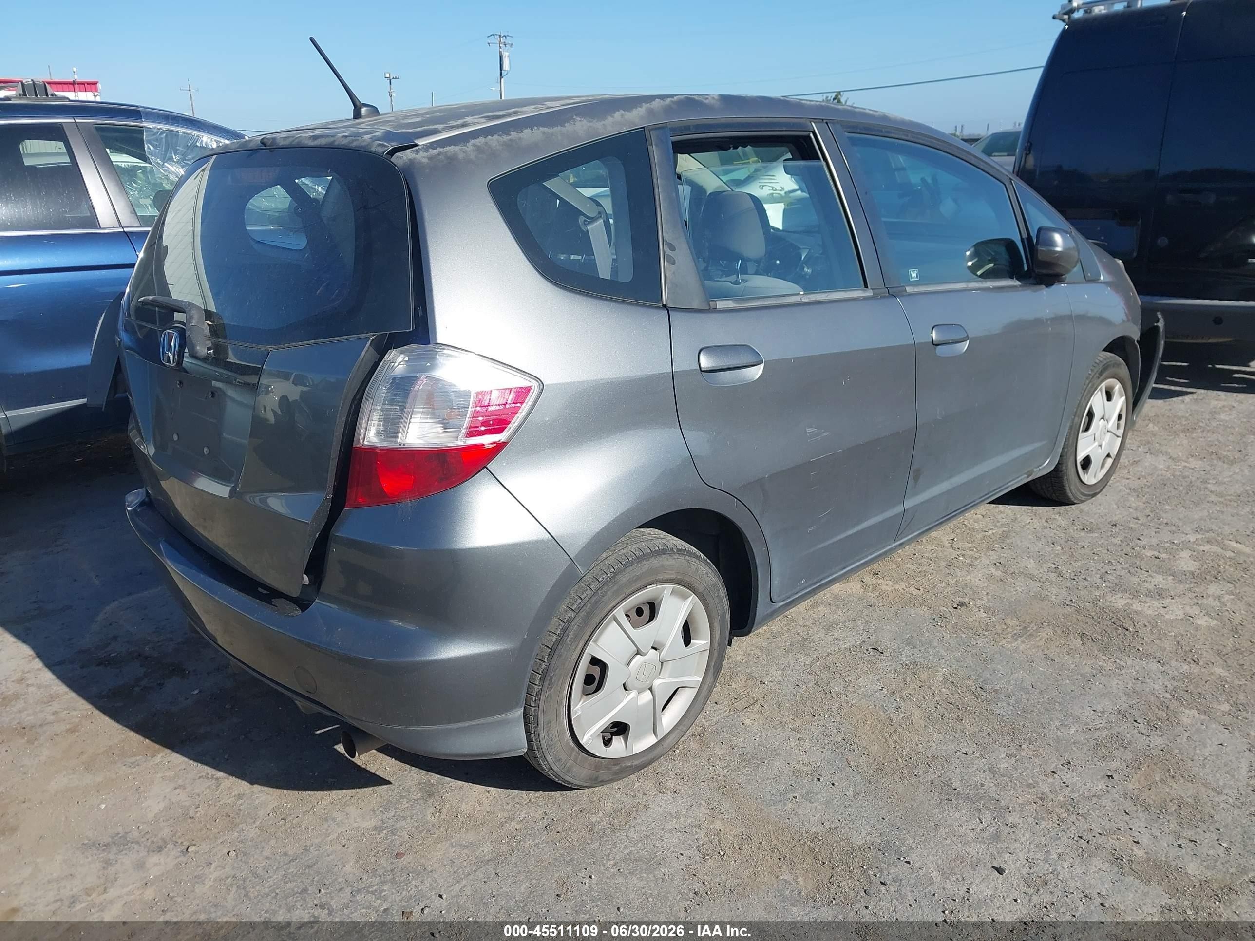 2012 Honda Fit   Серый vin: JHMGE8H39CS001295