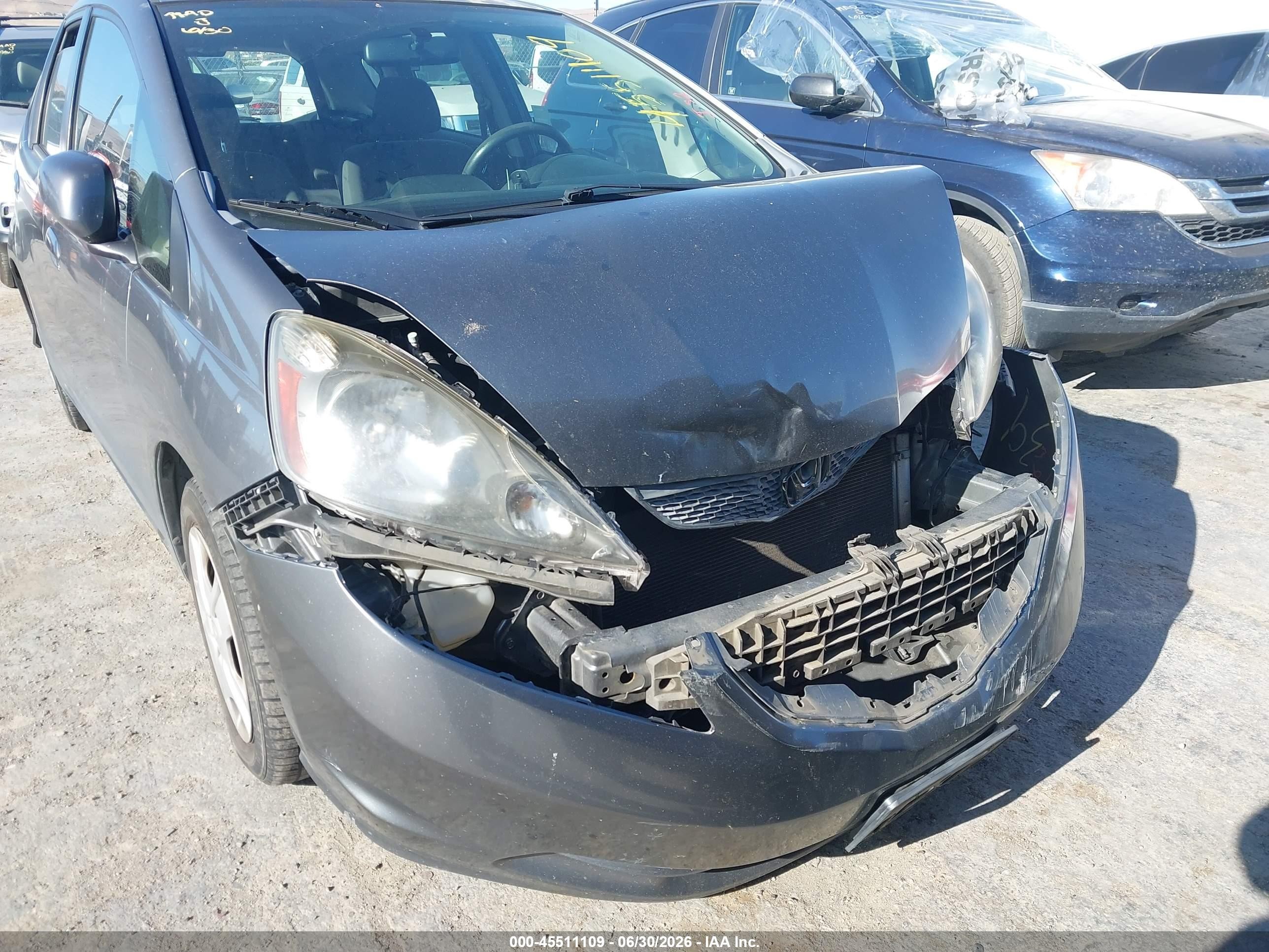 2012 Honda Fit   Серый vin: JHMGE8H39CS001295