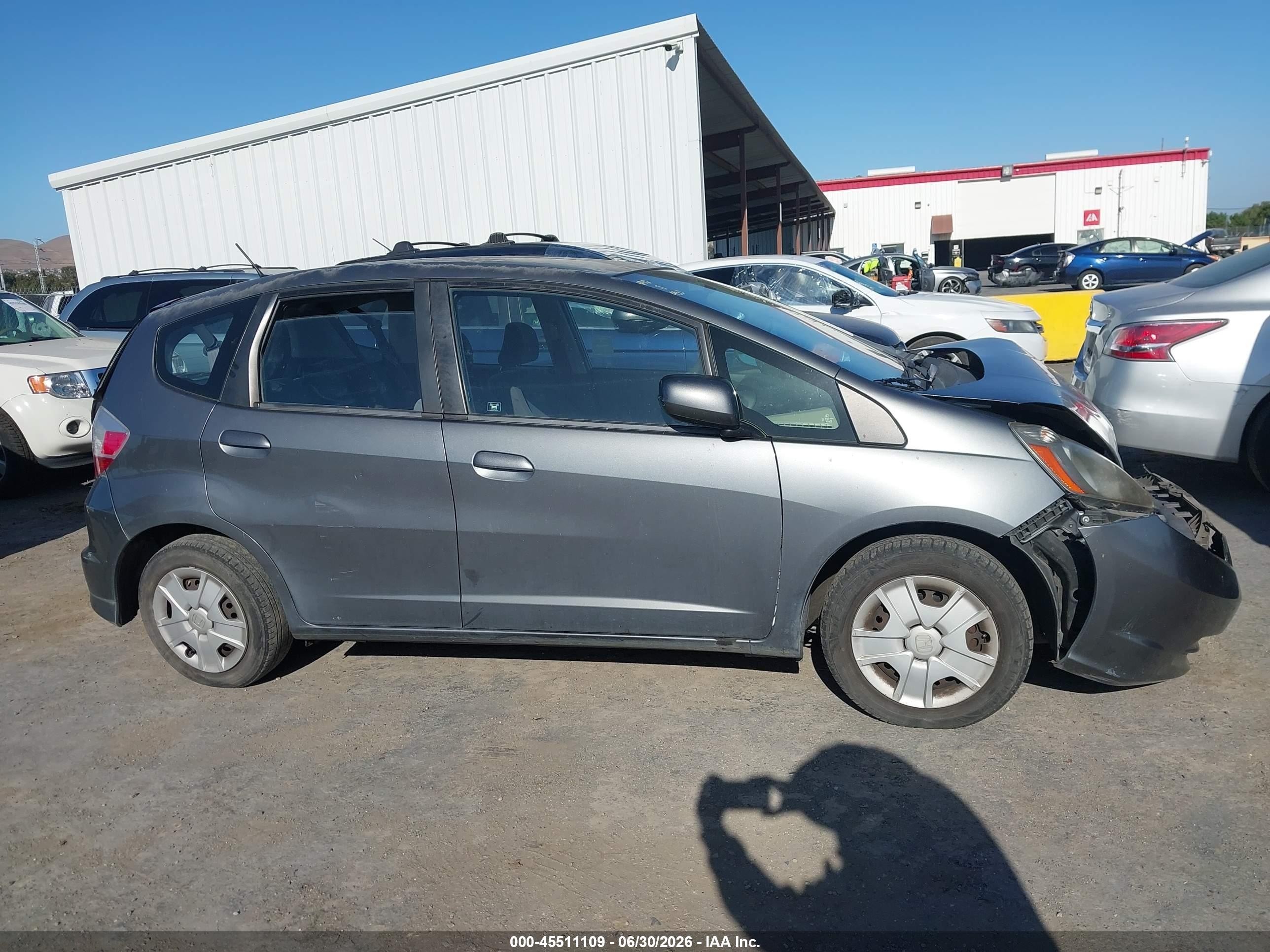 2012 Honda Fit   Серый vin: JHMGE8H39CS001295