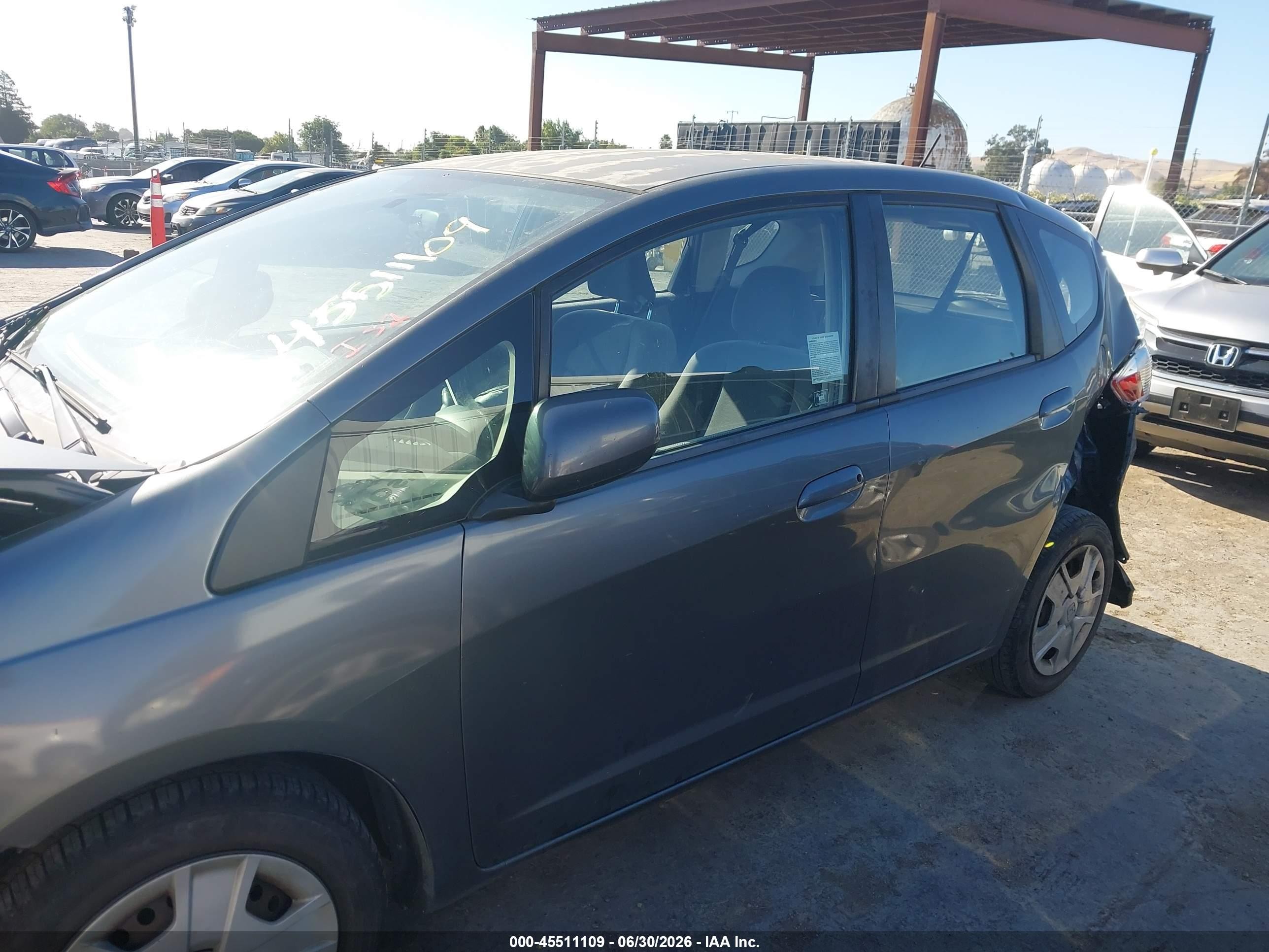 2012 Honda Fit   Серый vin: JHMGE8H39CS001295