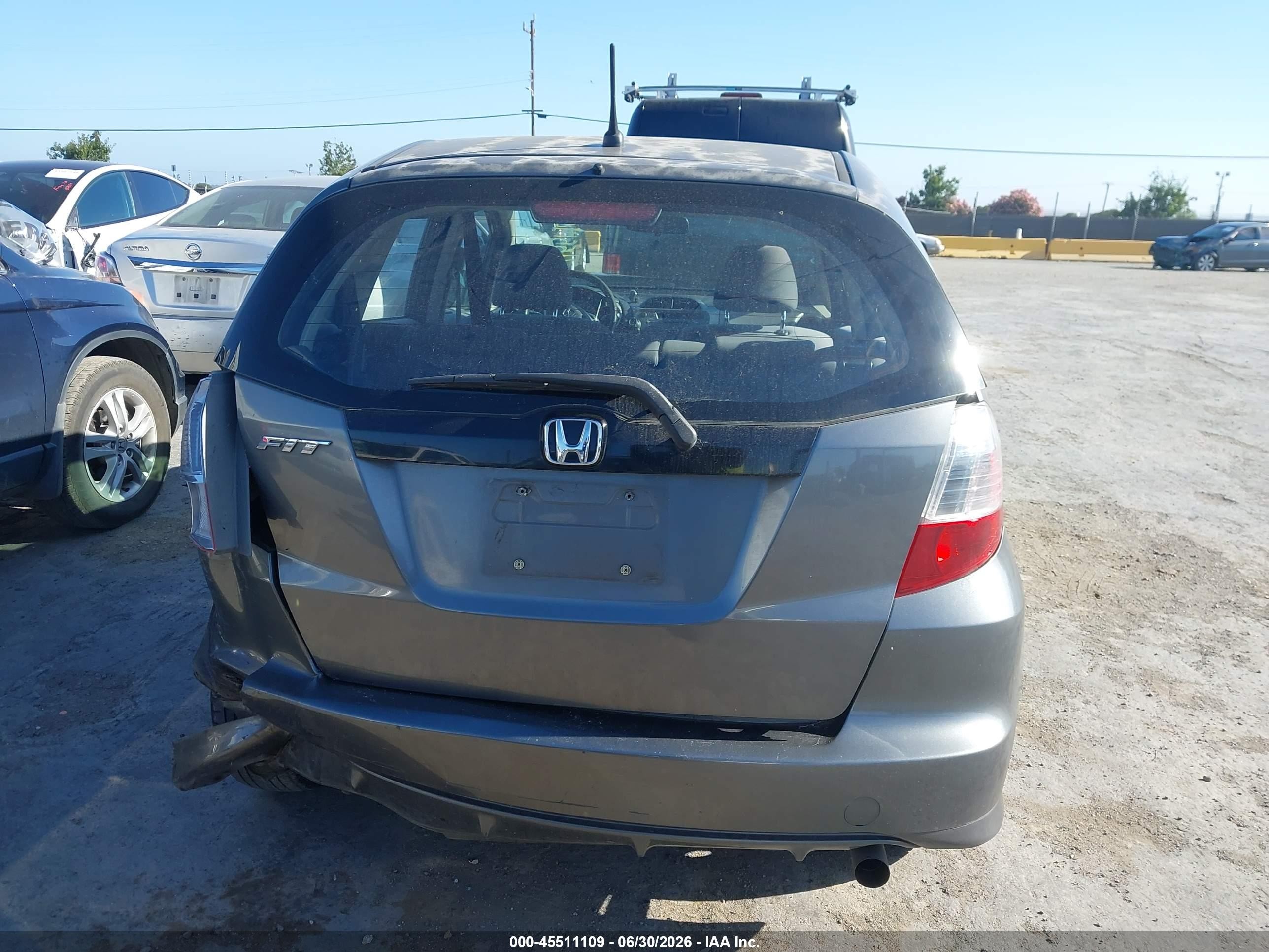 2012 Honda Fit   Серый vin: JHMGE8H39CS001295