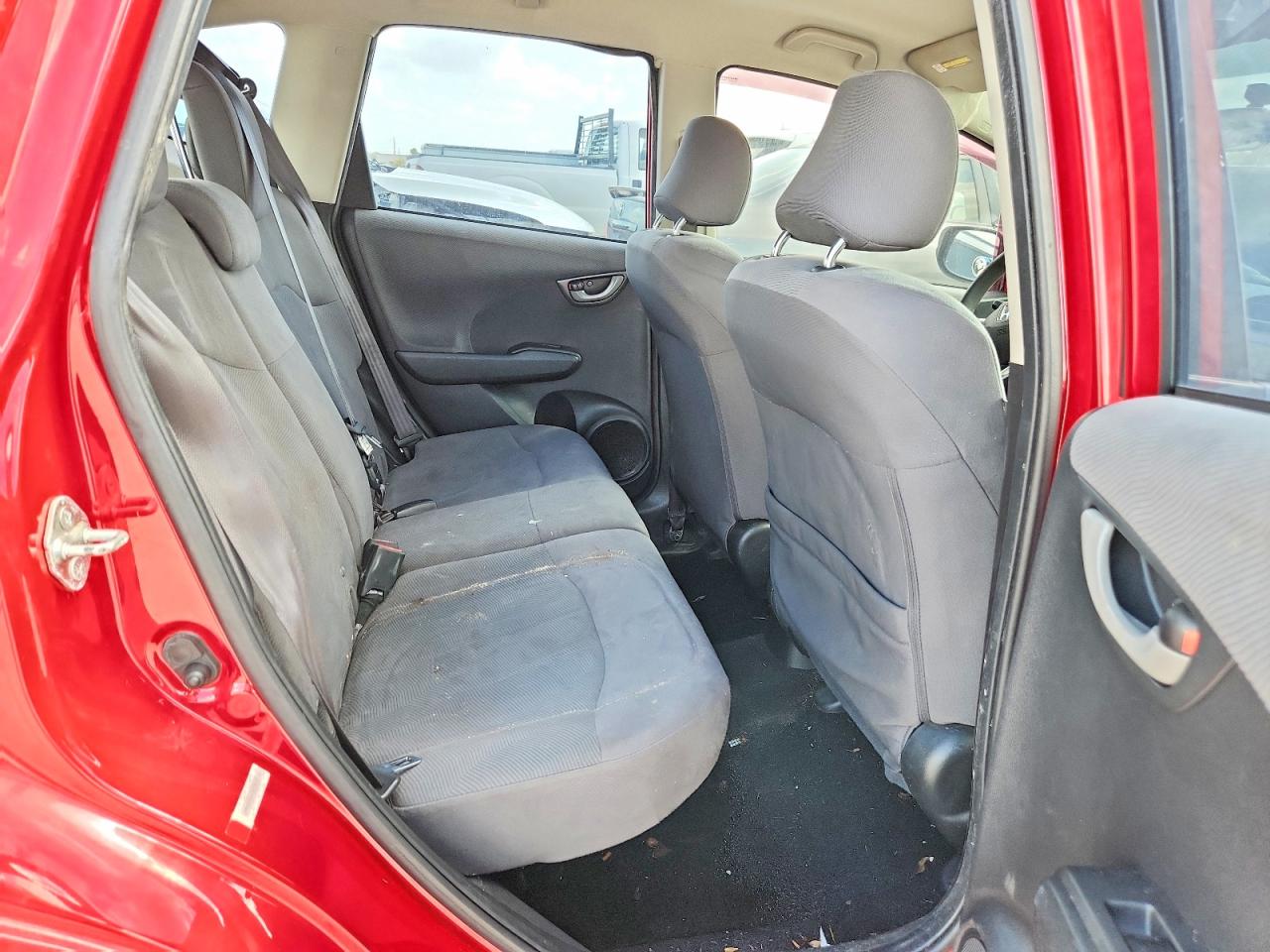 2013 Honda Fit Red vin: JHMGE8H39DC013720