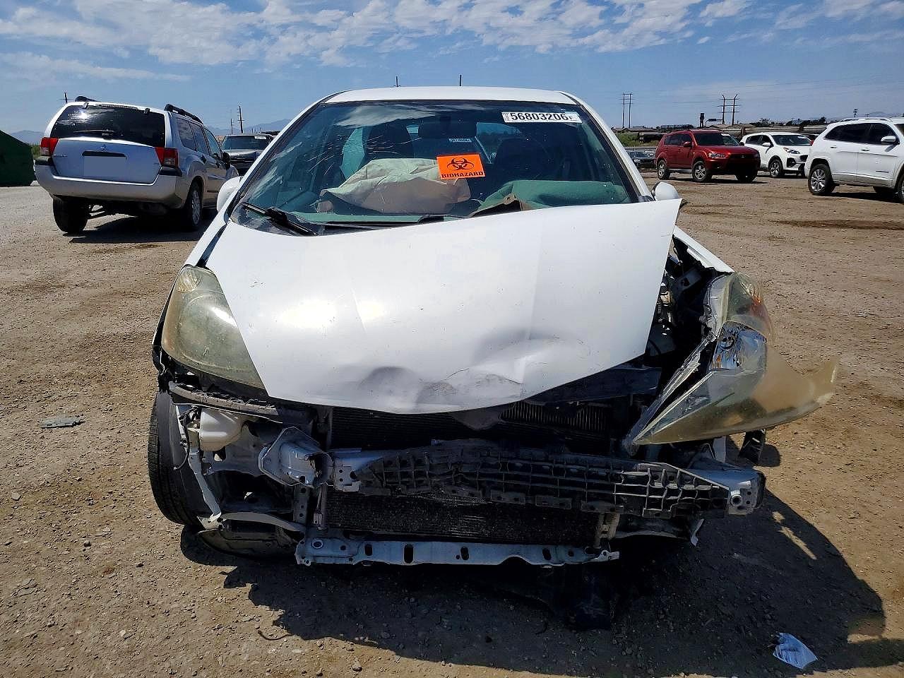 2013 Honda Fit Белый vin: JHMGE8H39DC019856