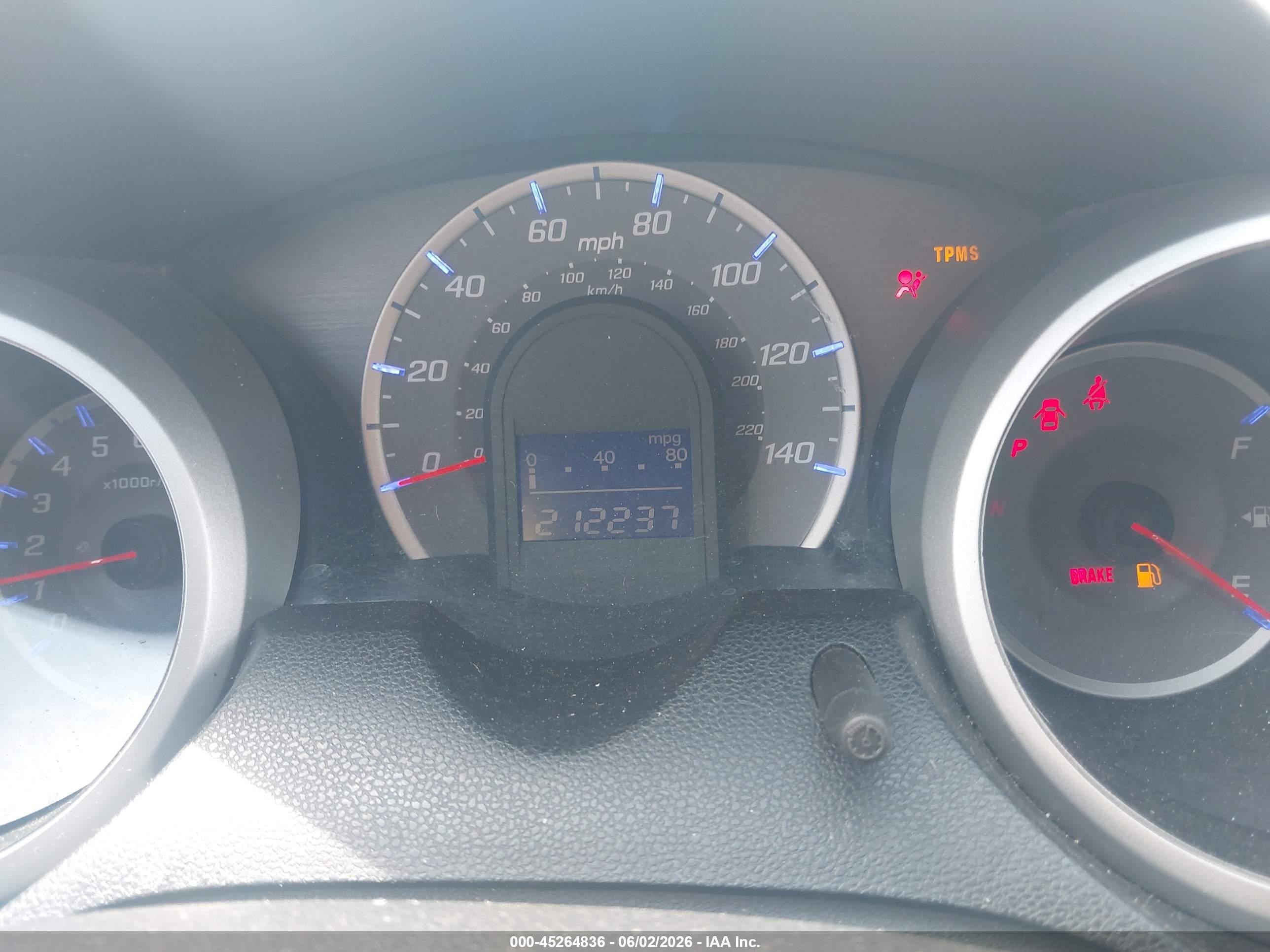2013 Honda Fit   Gray vin: JHMGE8H39DC031294