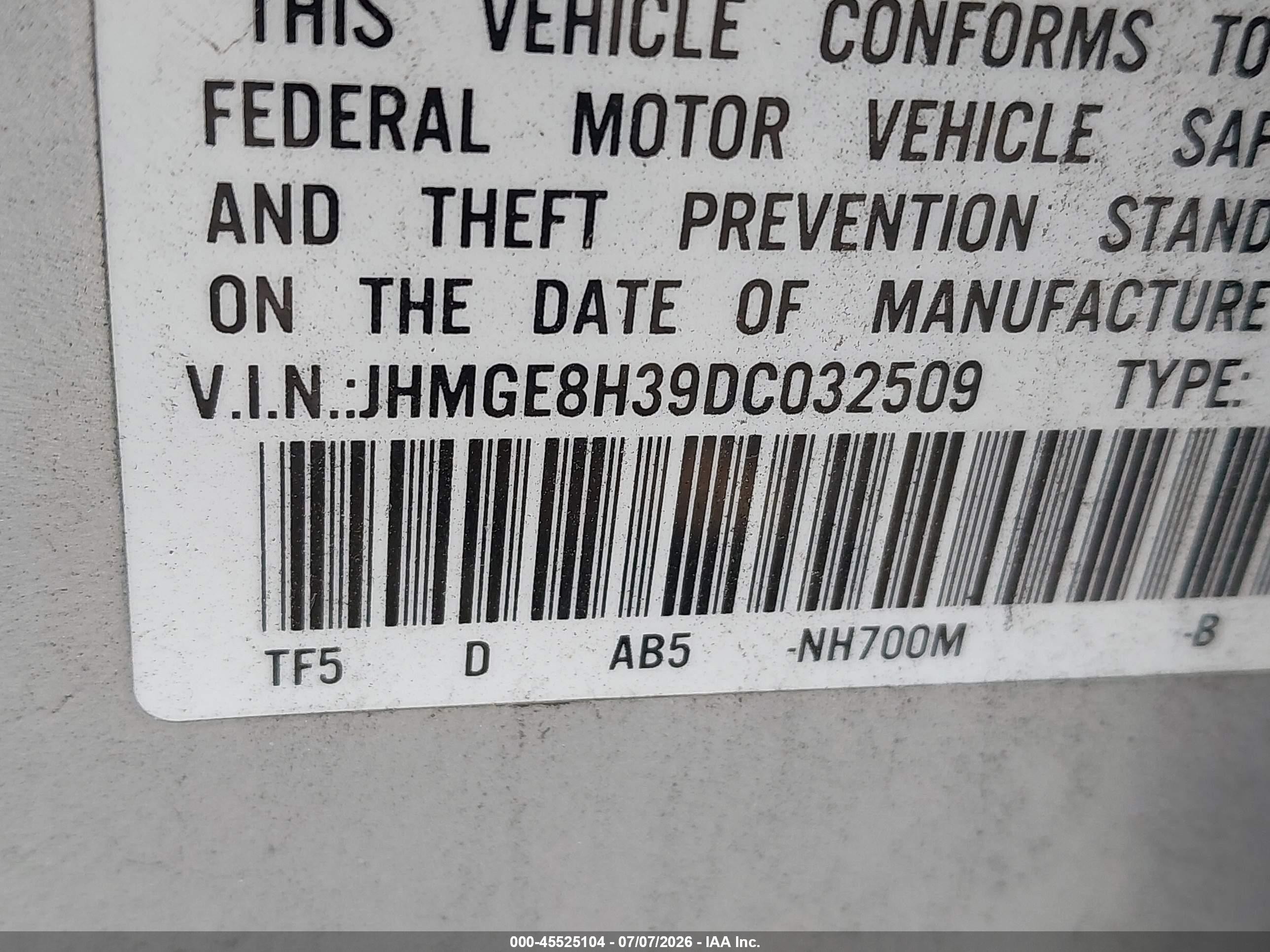 2013 Honda Fit   Silver vin: JHMGE8H39DC032509