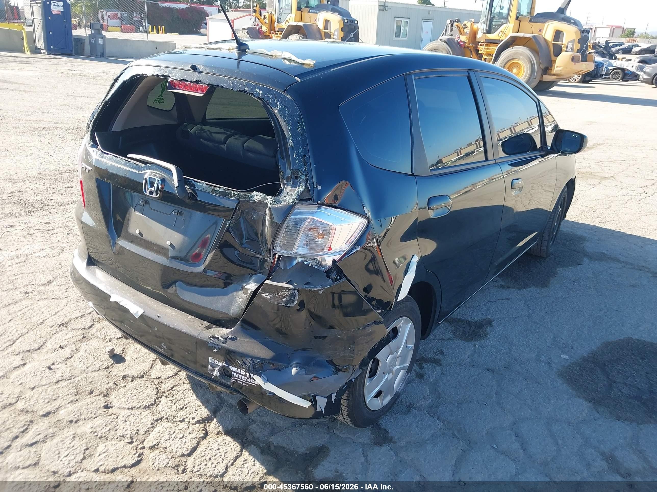 2013 Honda Fit   Black vin: JHMGE8H39DC065218