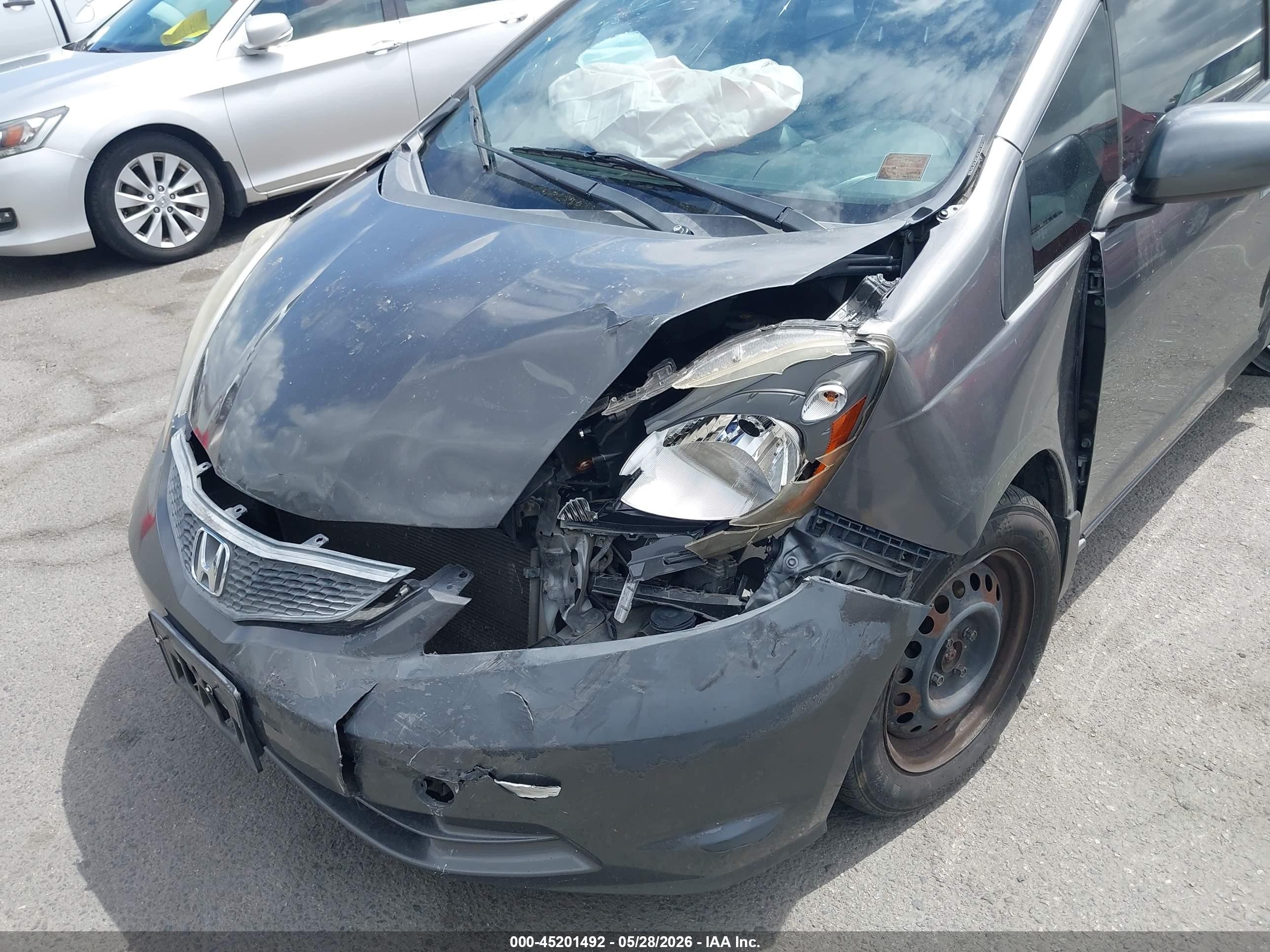 2013 Honda Fit   Black vin: JHMGE8H39DC065512