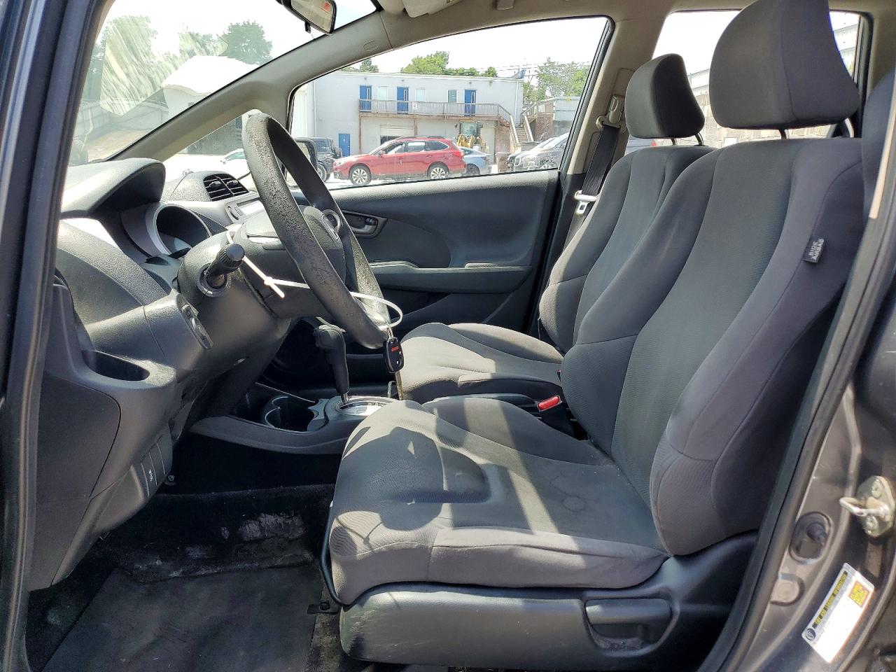 2013 Honda Fit Gray vin: JHMGE8H39DC069026
