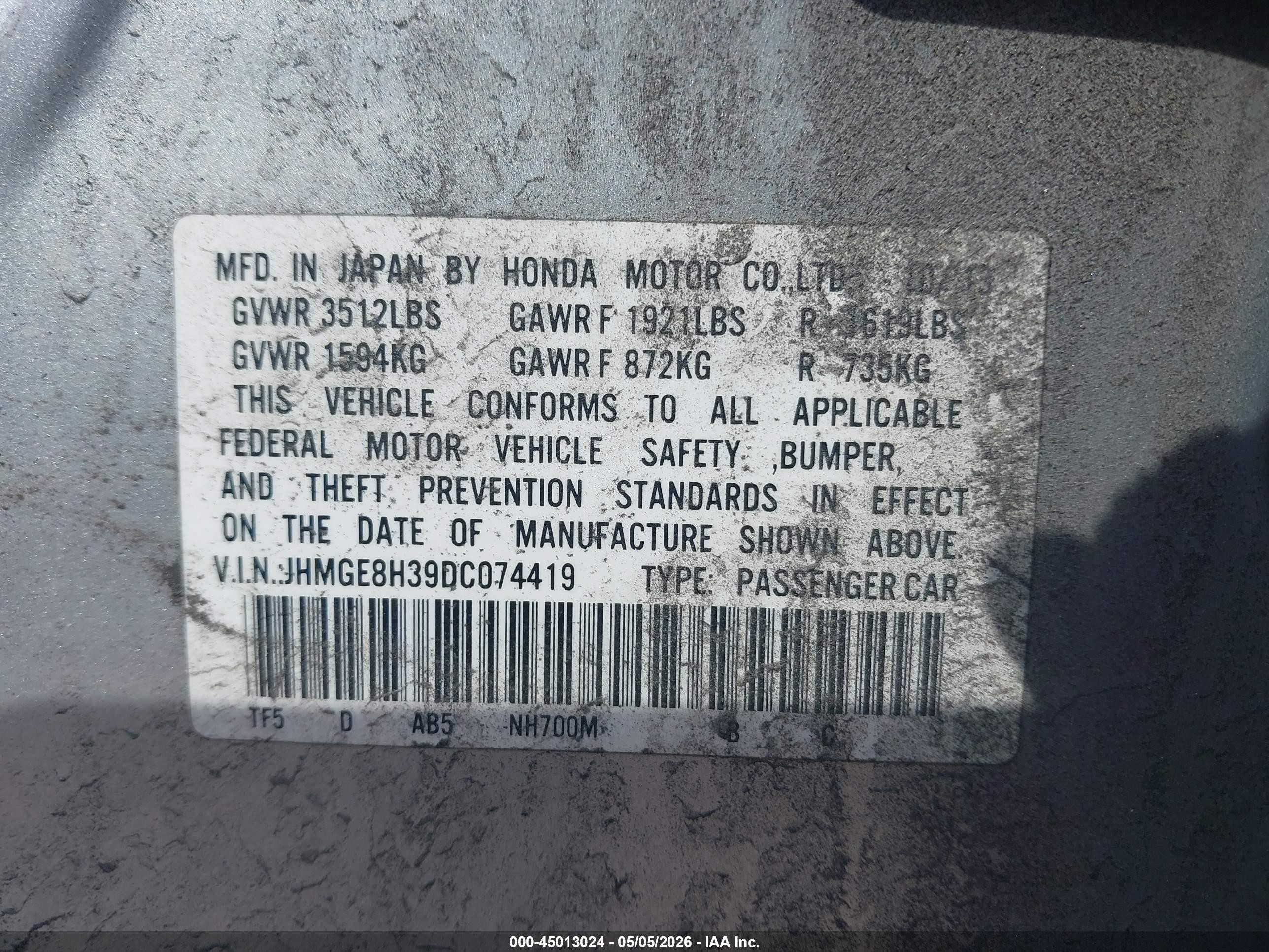 2013 Honda Fit   Silver vin: JHMGE8H39DC074419