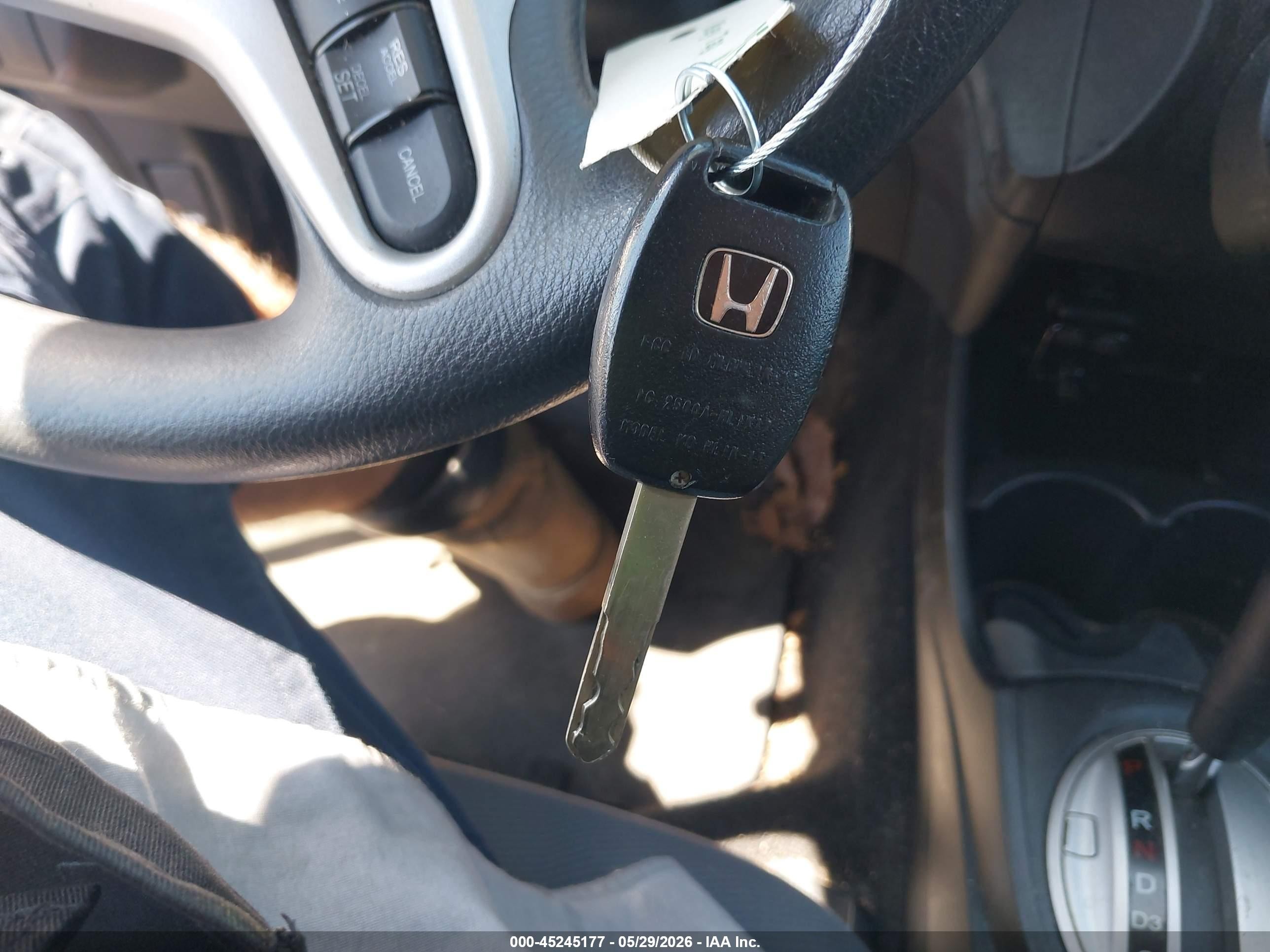 2013 Honda Fit   Синий vin: JHMGE8H39DC083119