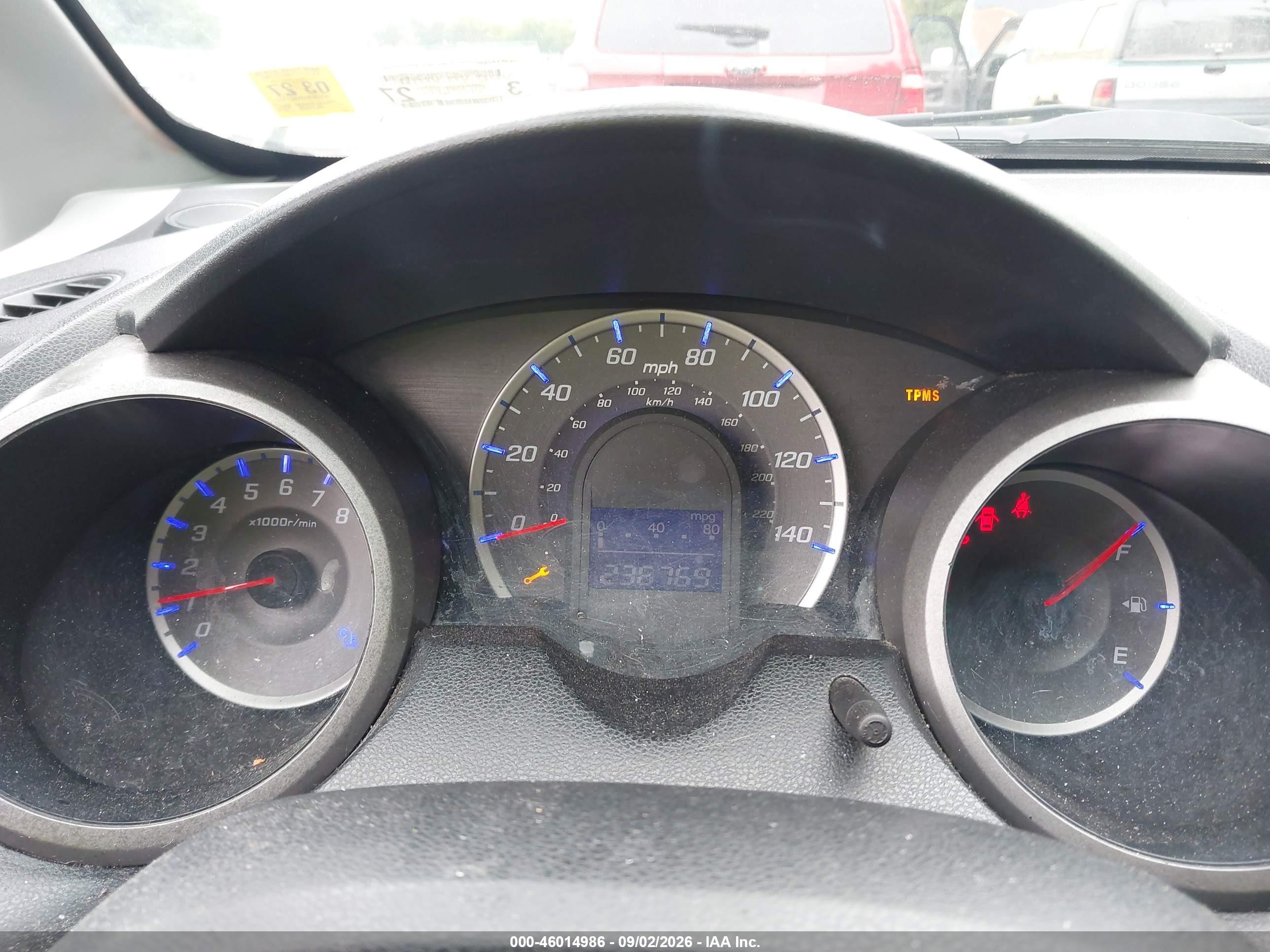 2011 Honda Fit   White vin: JHMGE8H3XBC022827