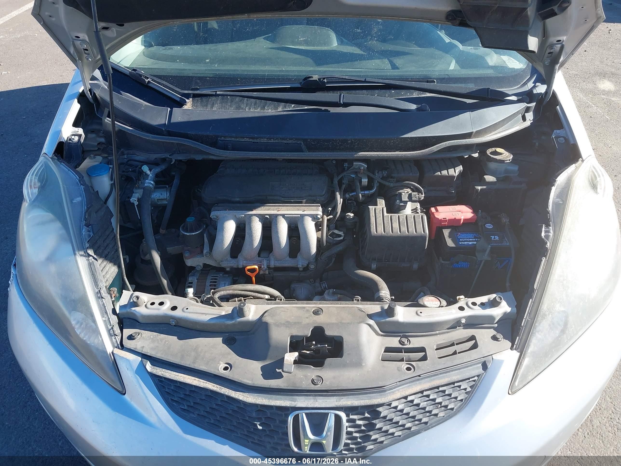 2011 Honda Fit   Gray vin: JHMGE8H3XBS004124