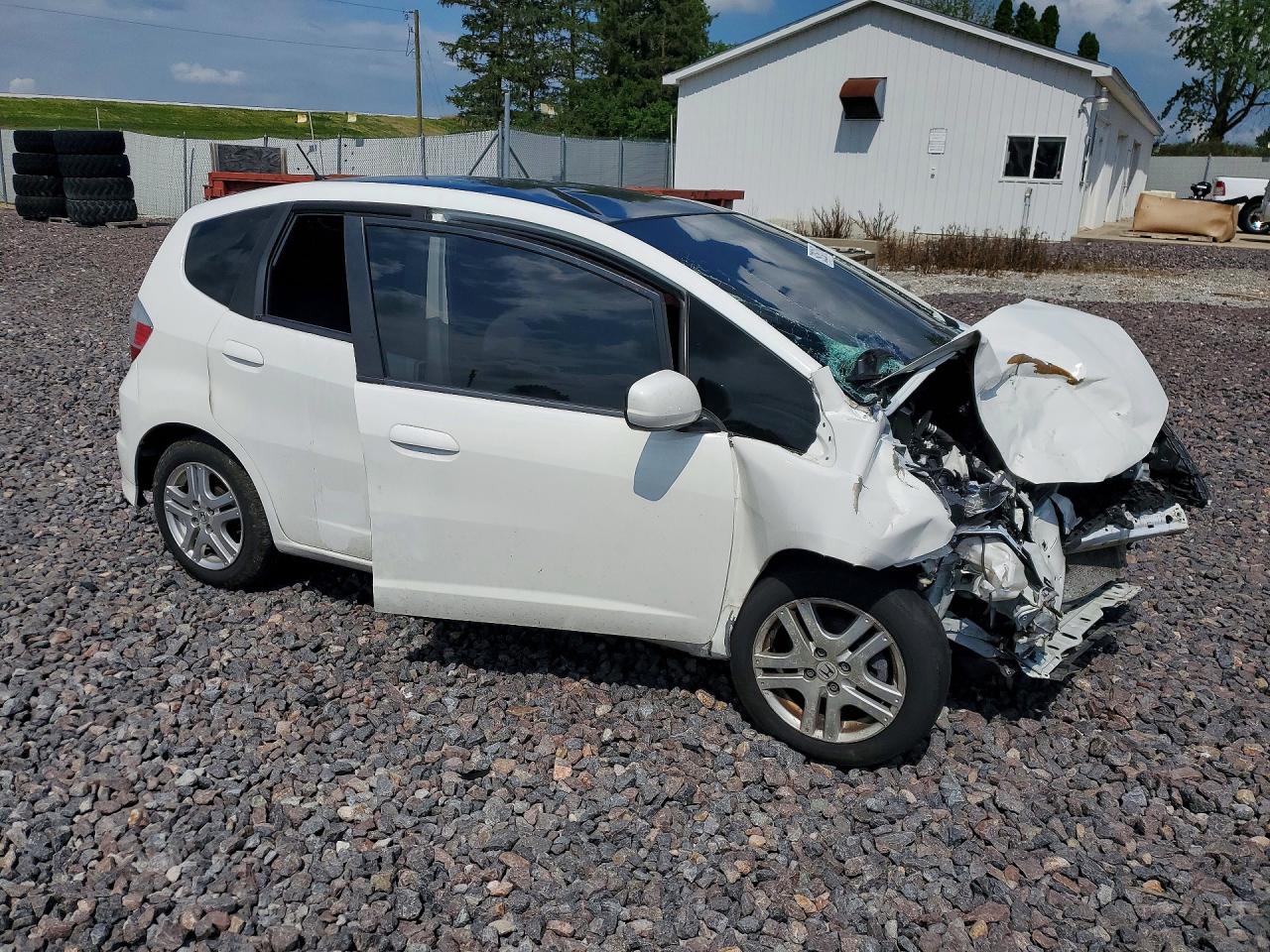 2012 Honda Fit White vin: JHMGE8H3XCC033957