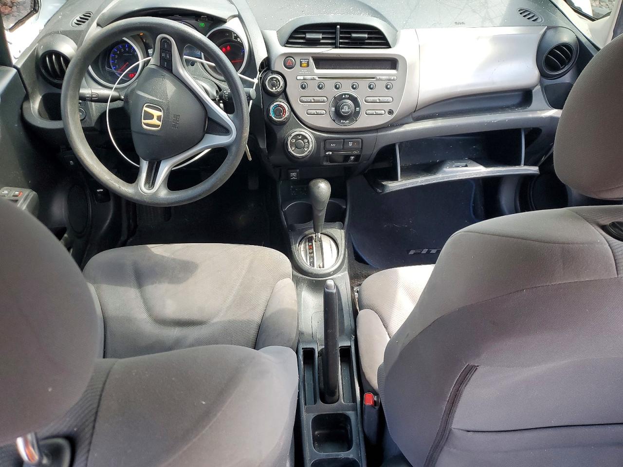 2012 Honda Fit White vin: JHMGE8H3XCC033957