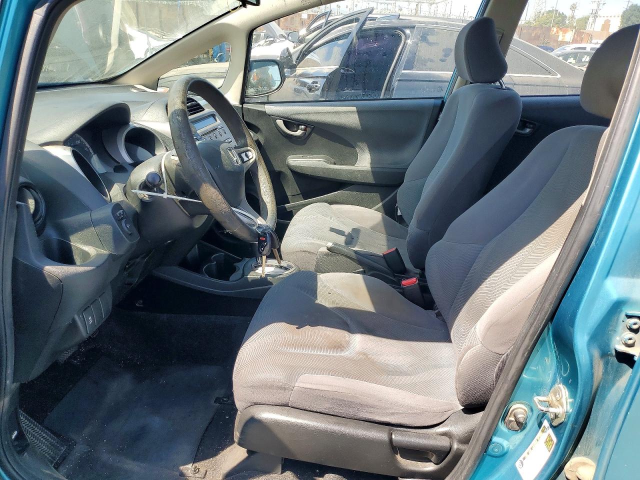 2013 Honda Fit Blue vin: JHMGE8H3XDC001673