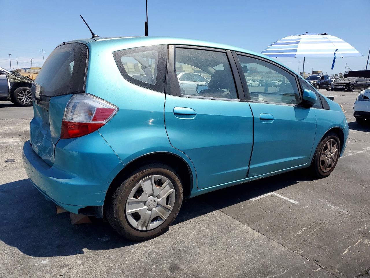 2013 Honda Fit Blue vin: JHMGE8H3XDC001673