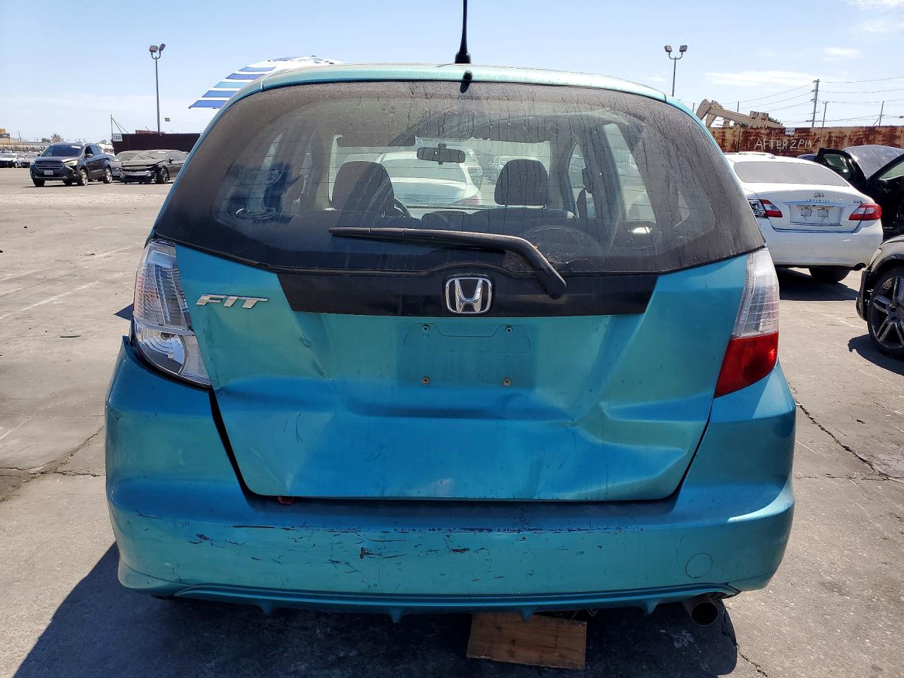 2013 Honda Fit Blue vin: JHMGE8H3XDC001673