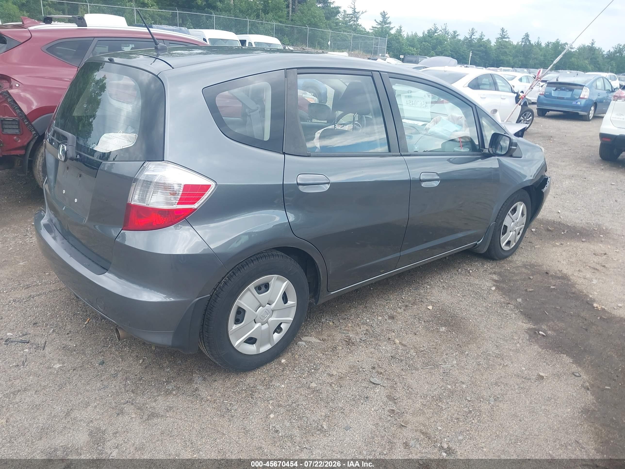 2013 Honda Fit Серый vin: JHMGE8H3XDC006873