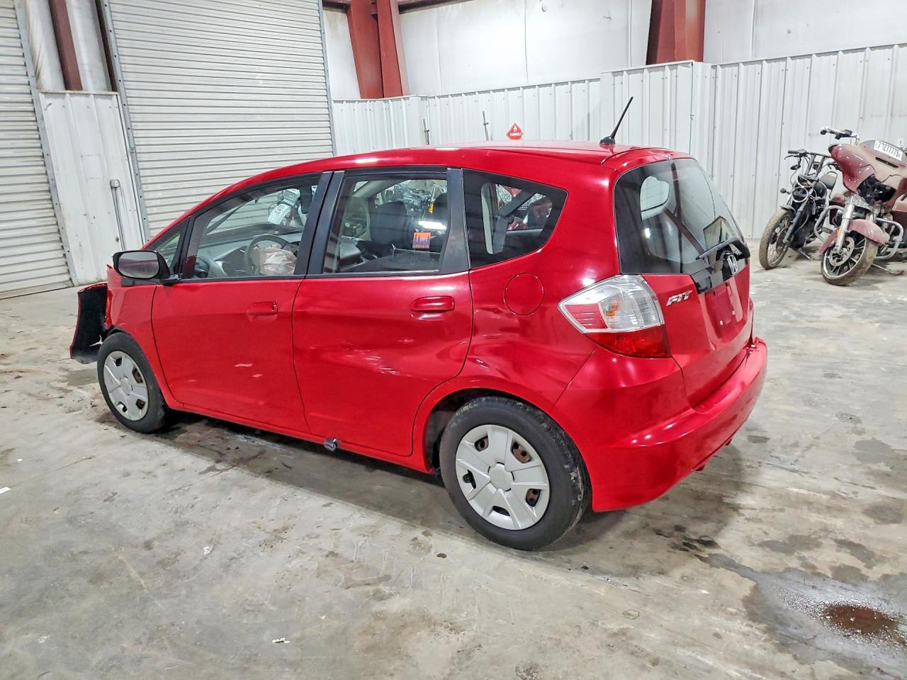 2013 Honda Fit Red vin: JHMGE8H3XDC023821